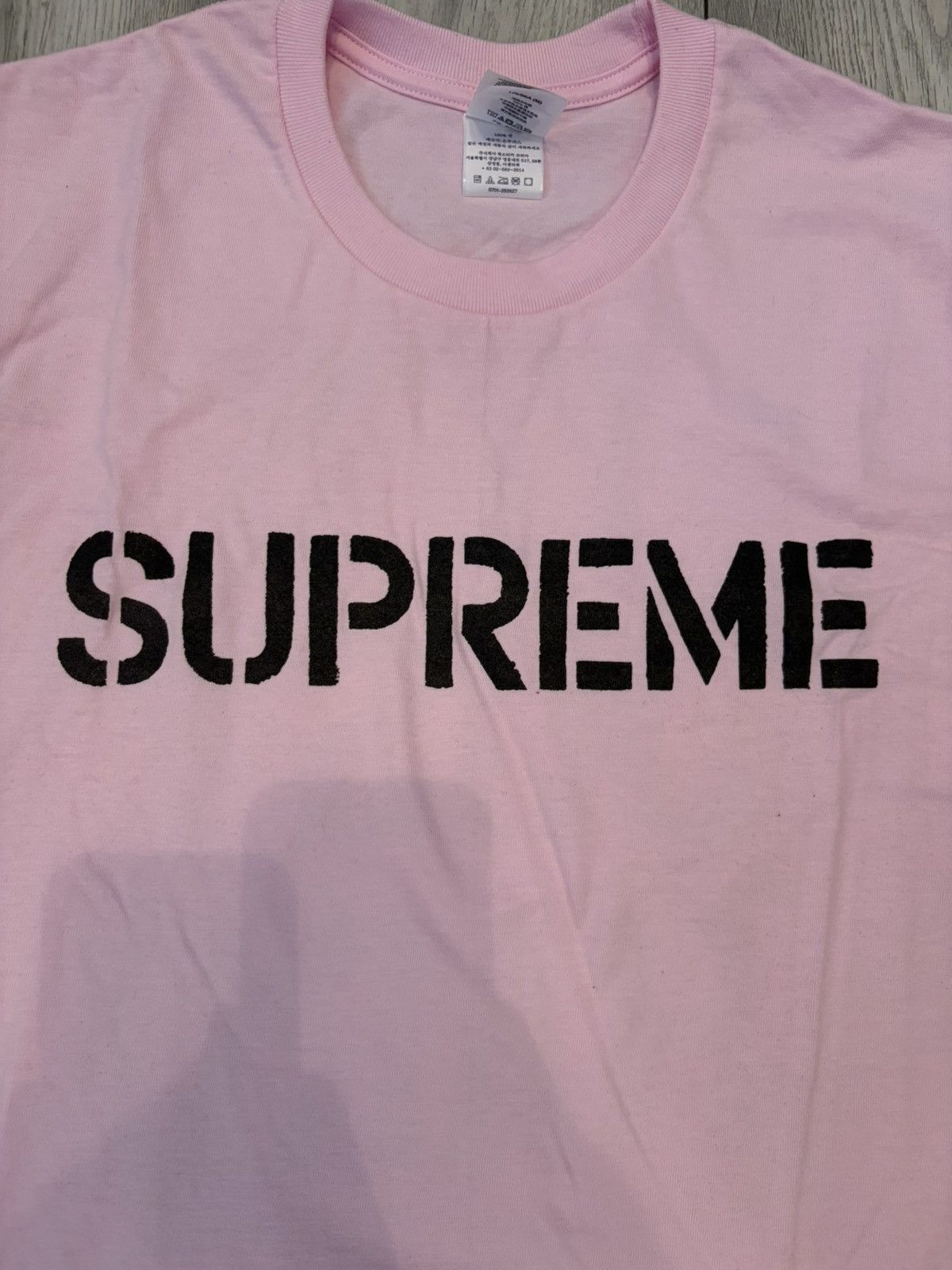 Supreme Supreme SS26 Hard Tee Pink - Size M Size US M / EU 48-50 / 2 - 3 Thumbnail