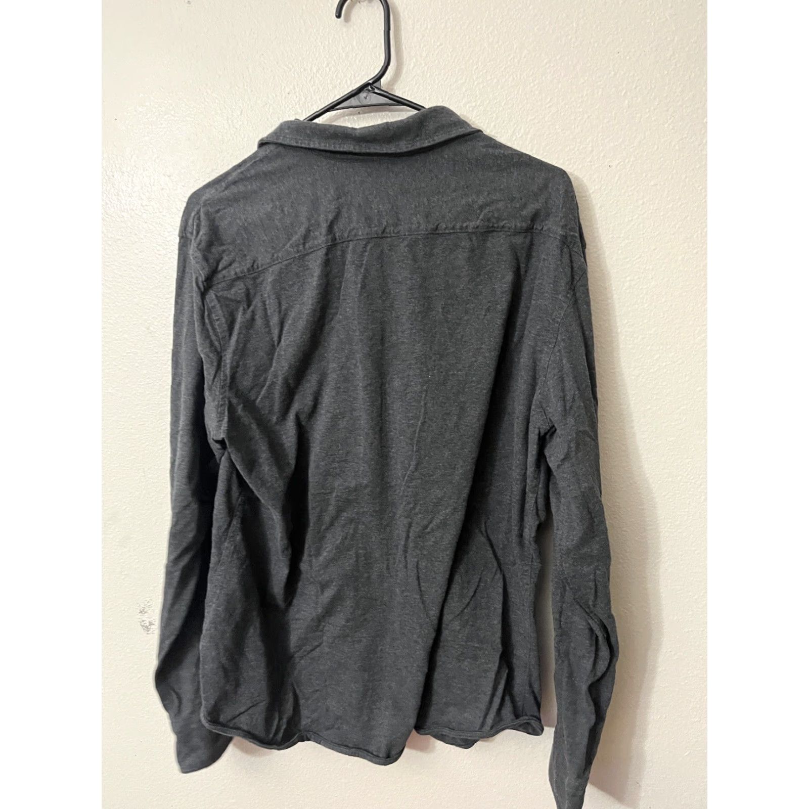 UNTUCKit UNTUCKit Shirt Mens L Button-Down Heather Gray Luxe Tee BD Long Sleeve Casual Size US L / EU 52-54 / 3 - 2 Thumbnail