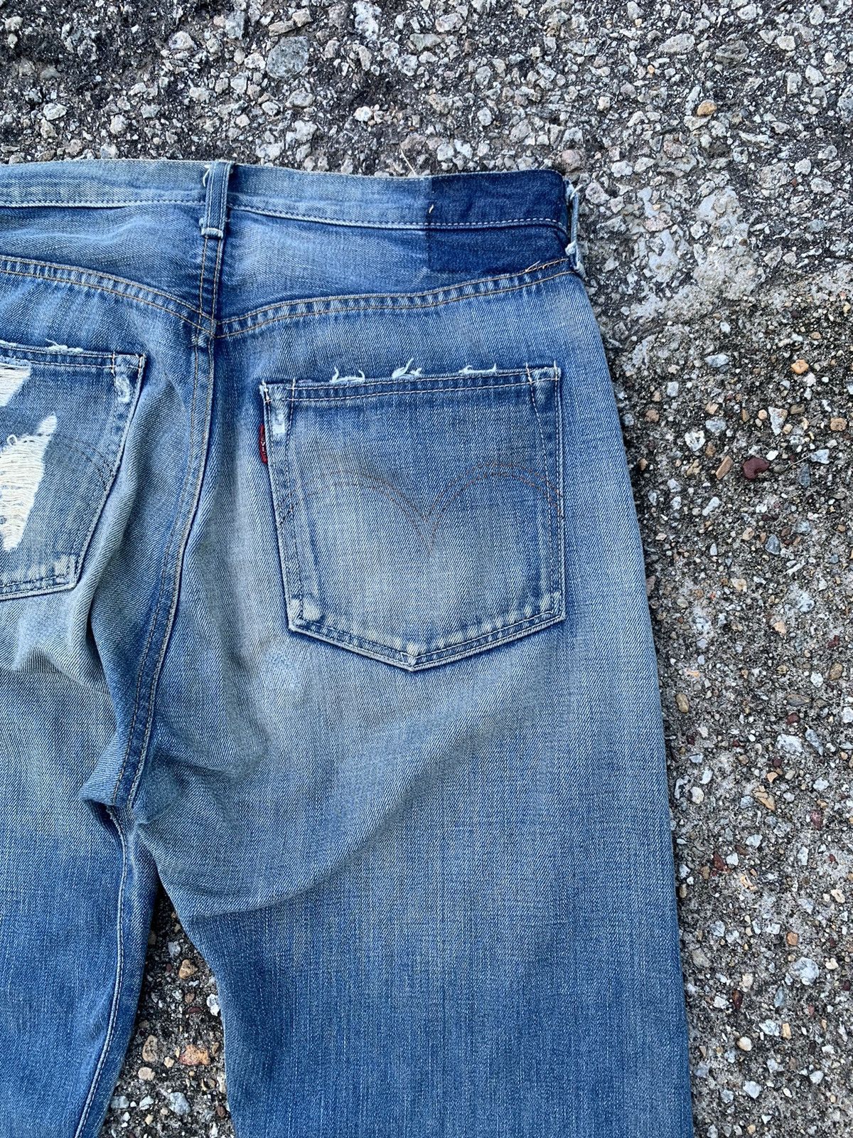 Levi's VINTAGE LEVIS 501 BIG E LVC DISTRESSED DENIM Size US 34 / EU 50 - 14 Thumbnail