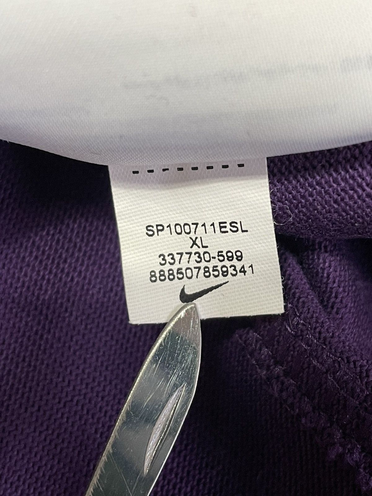Nike Vintage Nike Rugby Jersey England O2 Purple Rare Size XL Size US XL / EU 56 / 4 - 9 Thumbnail