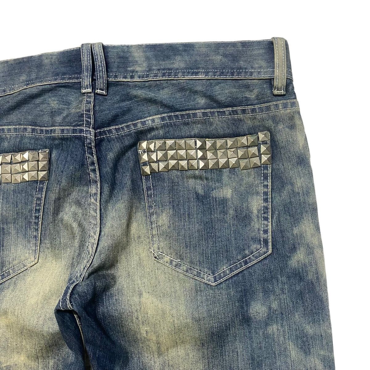 Le Grande Bleu (L.G.B.) GLAD NEWS Denim Low Flare Studded Jeans Size US 33 - 12 Thumbnail