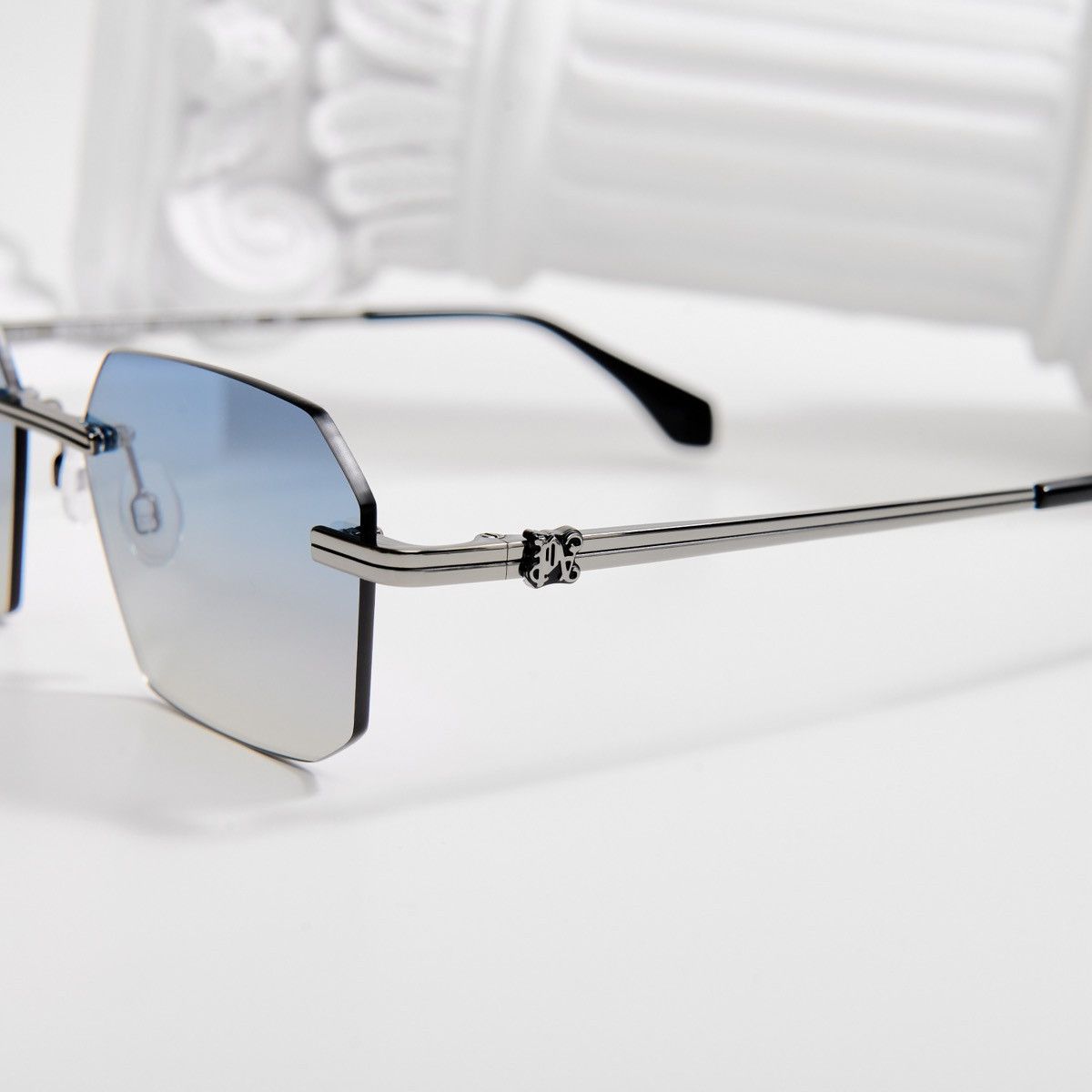Palm Angels PALM ANGELS QUARTZ GUNMETAL BLUE GRADIENT SUNGLASSES Size ONE SIZE - 3 Thumbnail