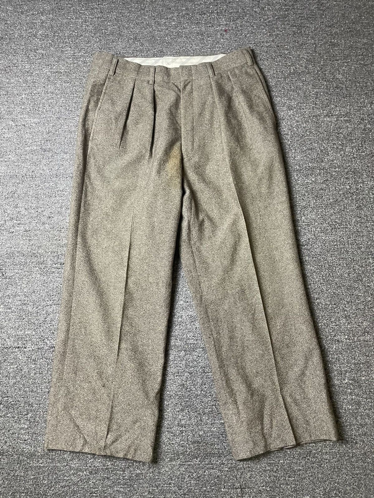 Burberry × Designer × Vintage Vintage Burberry Wool Blend Casual Pants (112) Size US 31 - 1 Thumbnail