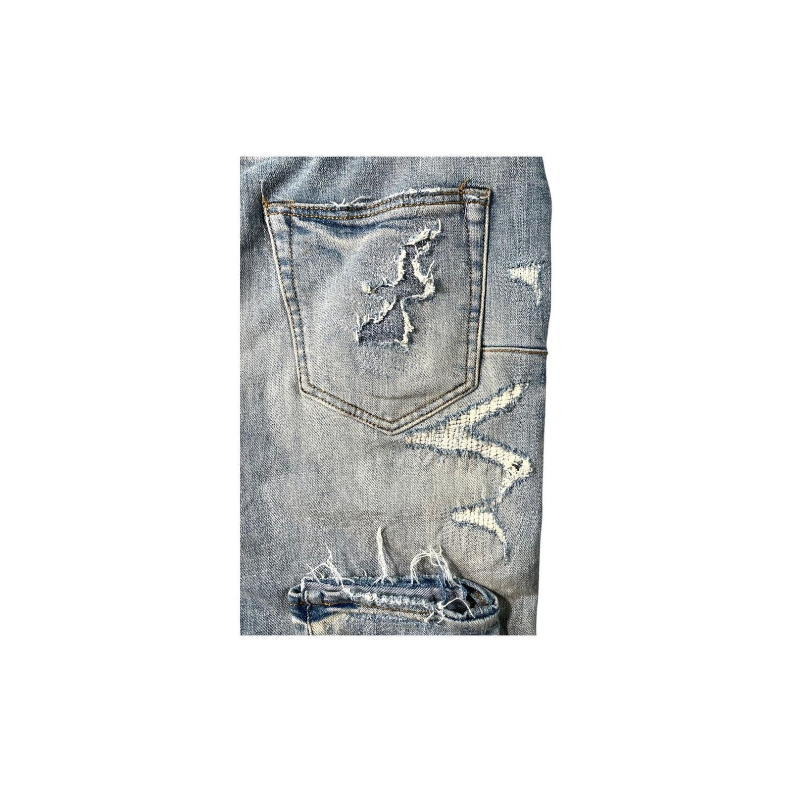 Purple Brand Purple Brand Distressed Light Wash Jeans Size US 33 - 3 Thumbnail