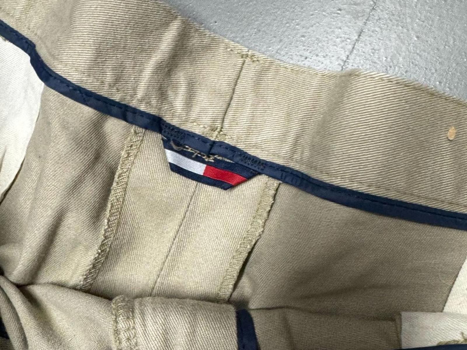 Tommy Hilfiger Tommy Hilfiger Men's Chinos - Beige, Size 40x32 Size US 40 / EU 56 - 3 Thumbnail