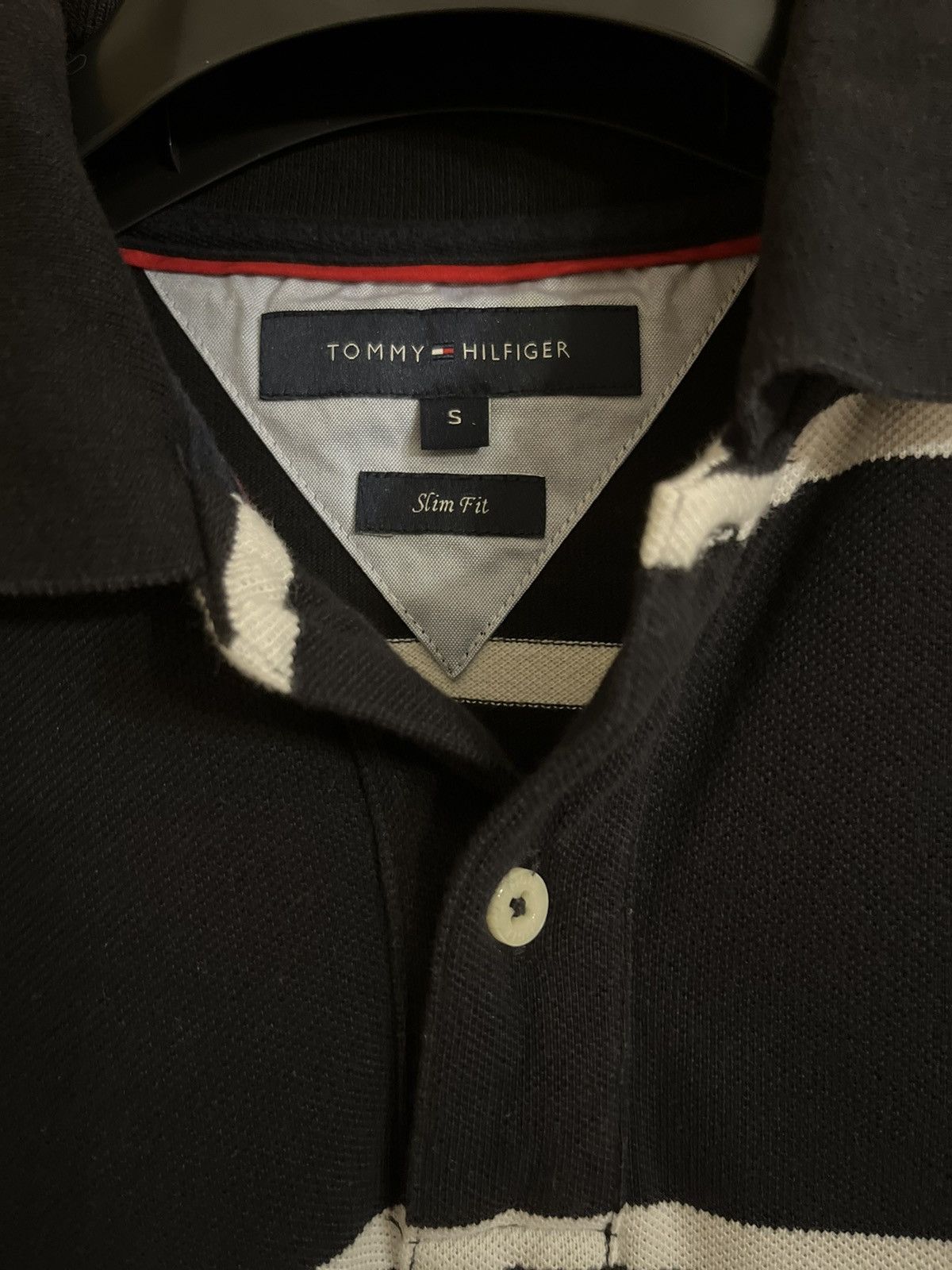 Vintage Tommy Hilfiger Black Polo Shirt Size US S / EU 44-46 / 1 - 2 Thumbnail