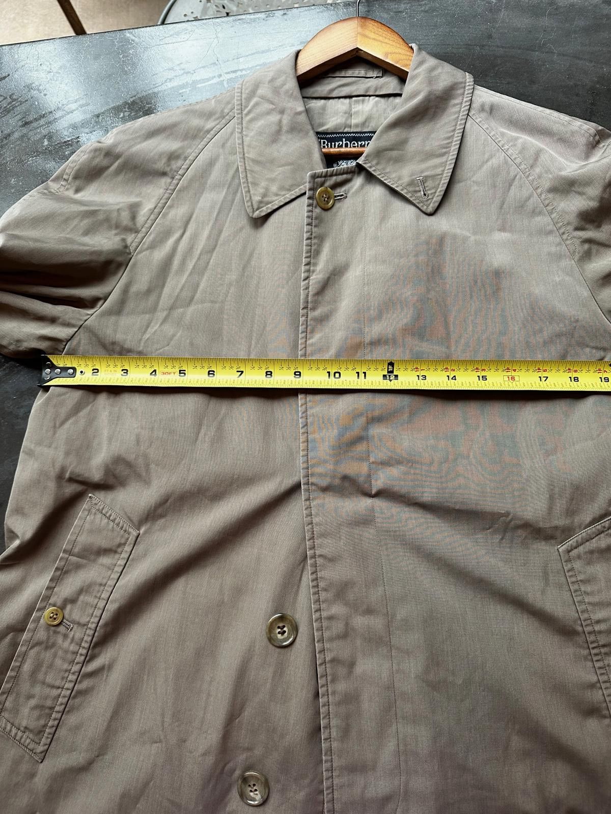 Other Vintage Burberrys Men TrenchCoat Khaki SingleBreasted 80s90s Size US M / EU 48-50 / 2 - 4 Thumbnail
