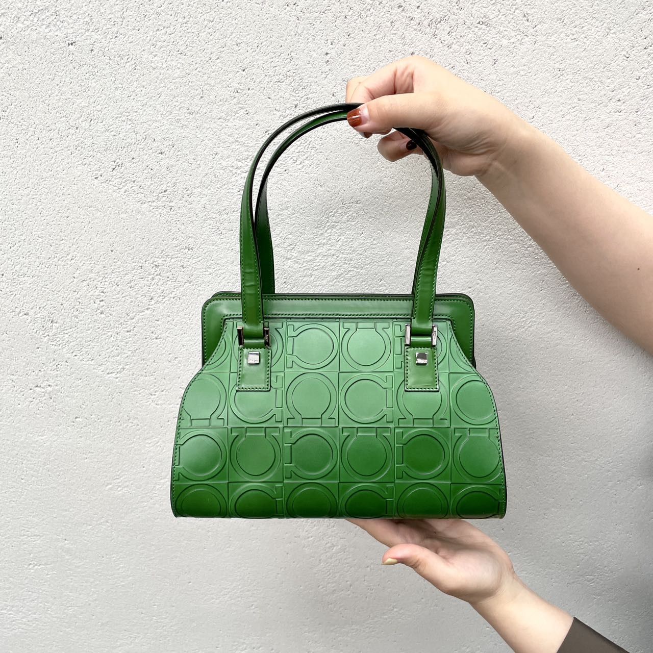 Salvatore Ferragamo Salvatore Ferragamo Ganchini Handbag Green Size ONE SIZE - 1 Thumbnail