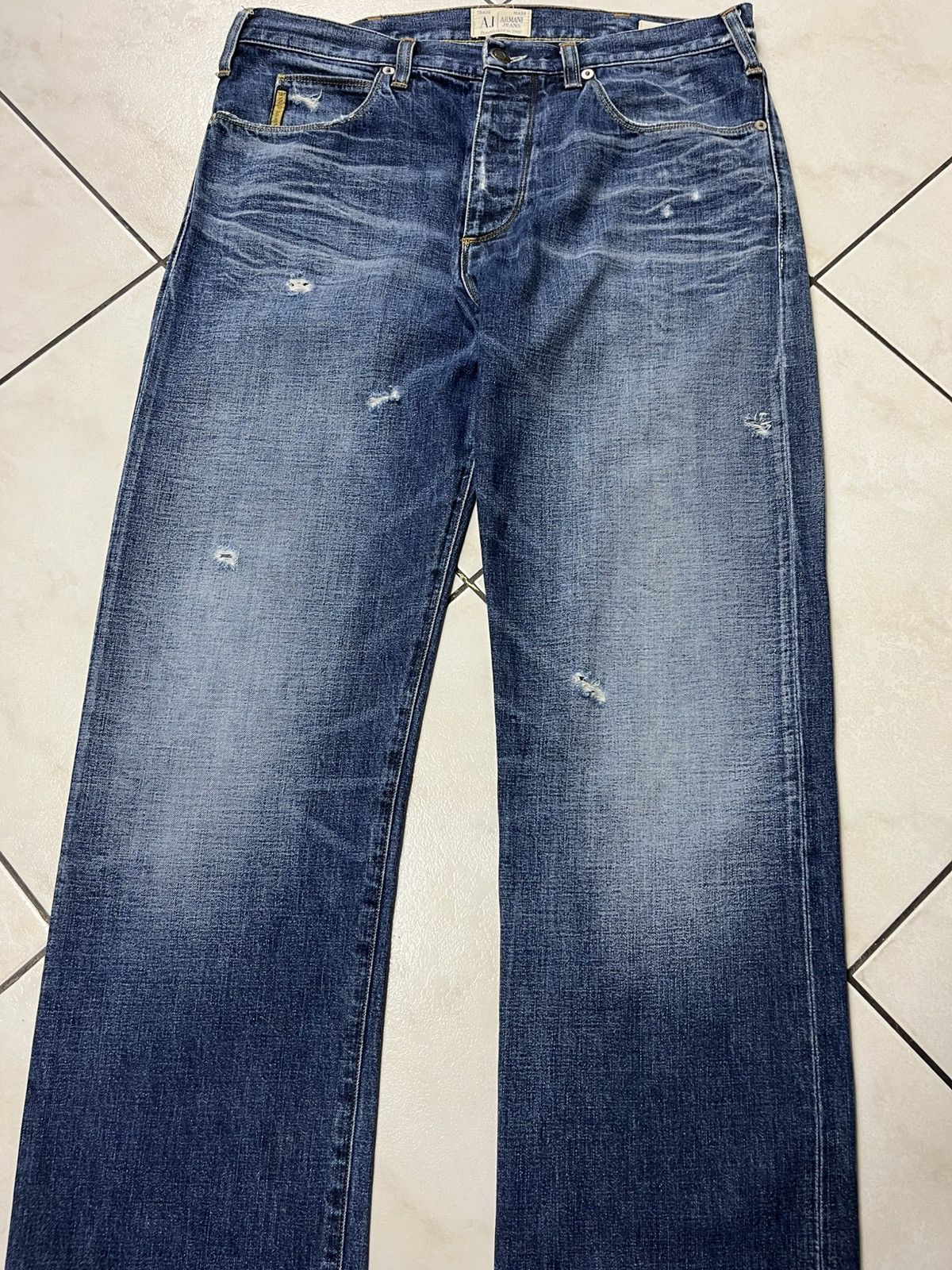 Armani × Giorgio Armani Vintage Armani jeans distressed denim y2k washed J21 regular Size US 33 - 4 Thumbnail