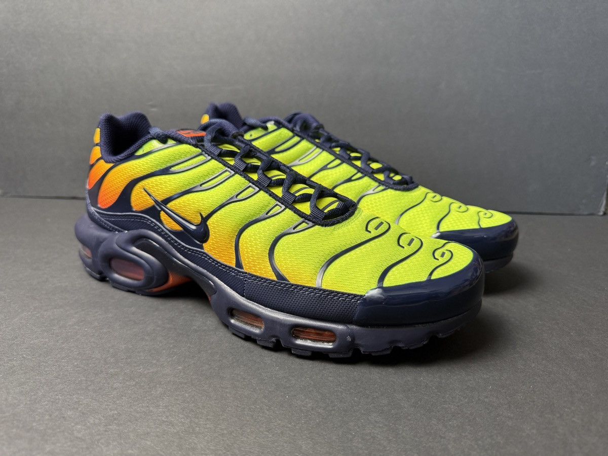 Nike Nike Air Max Plus Men's Shoes (Lemon Venom) Size US 12 / EU 45 - 2 Thumbnail