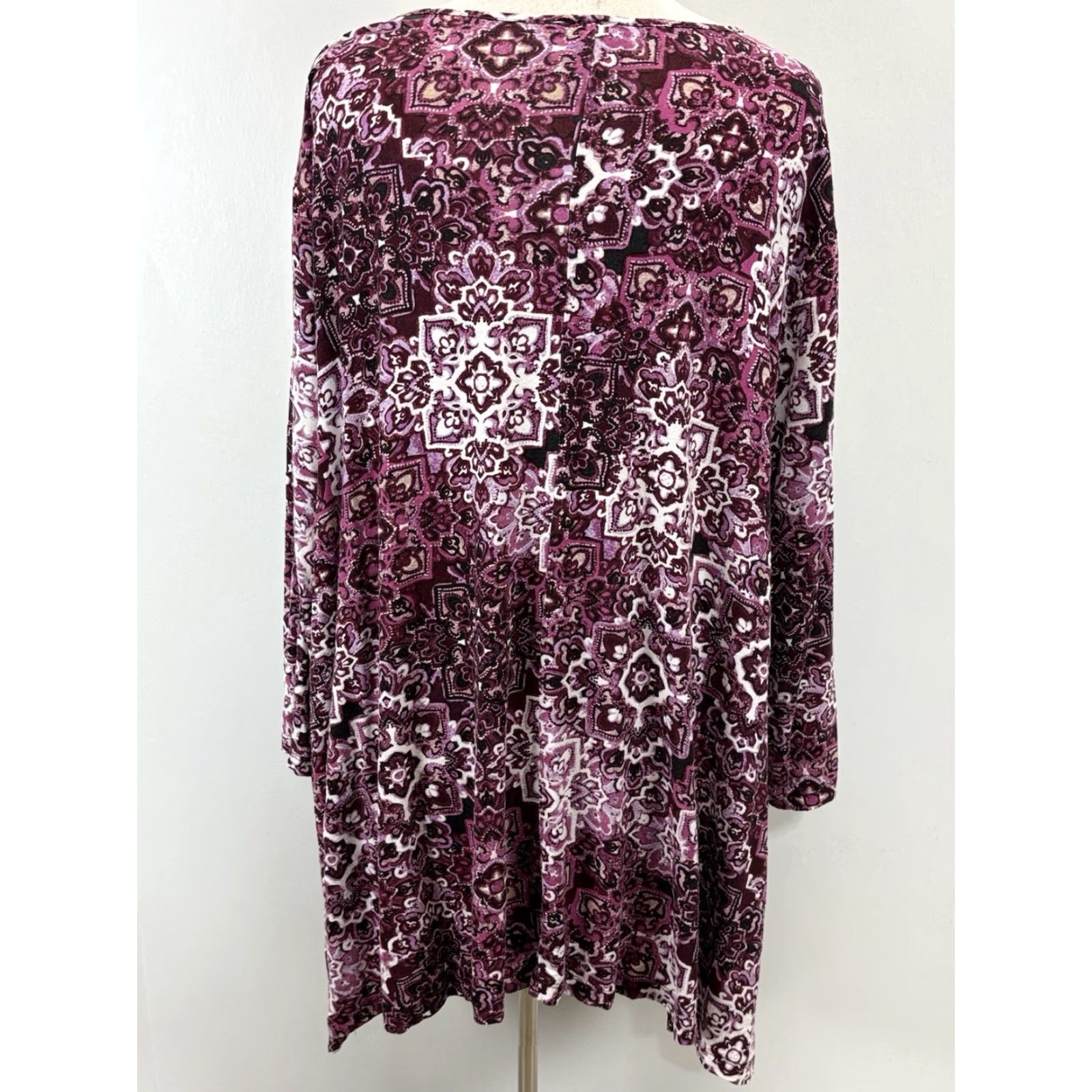 Vintage Catherine’s Swing Tunic Shirt 3X Plus Purple White Stretch Women Pullover Rayon Blend Womens Size XXL / US 16-18 / IT 52-54 - 3 Thumbnail