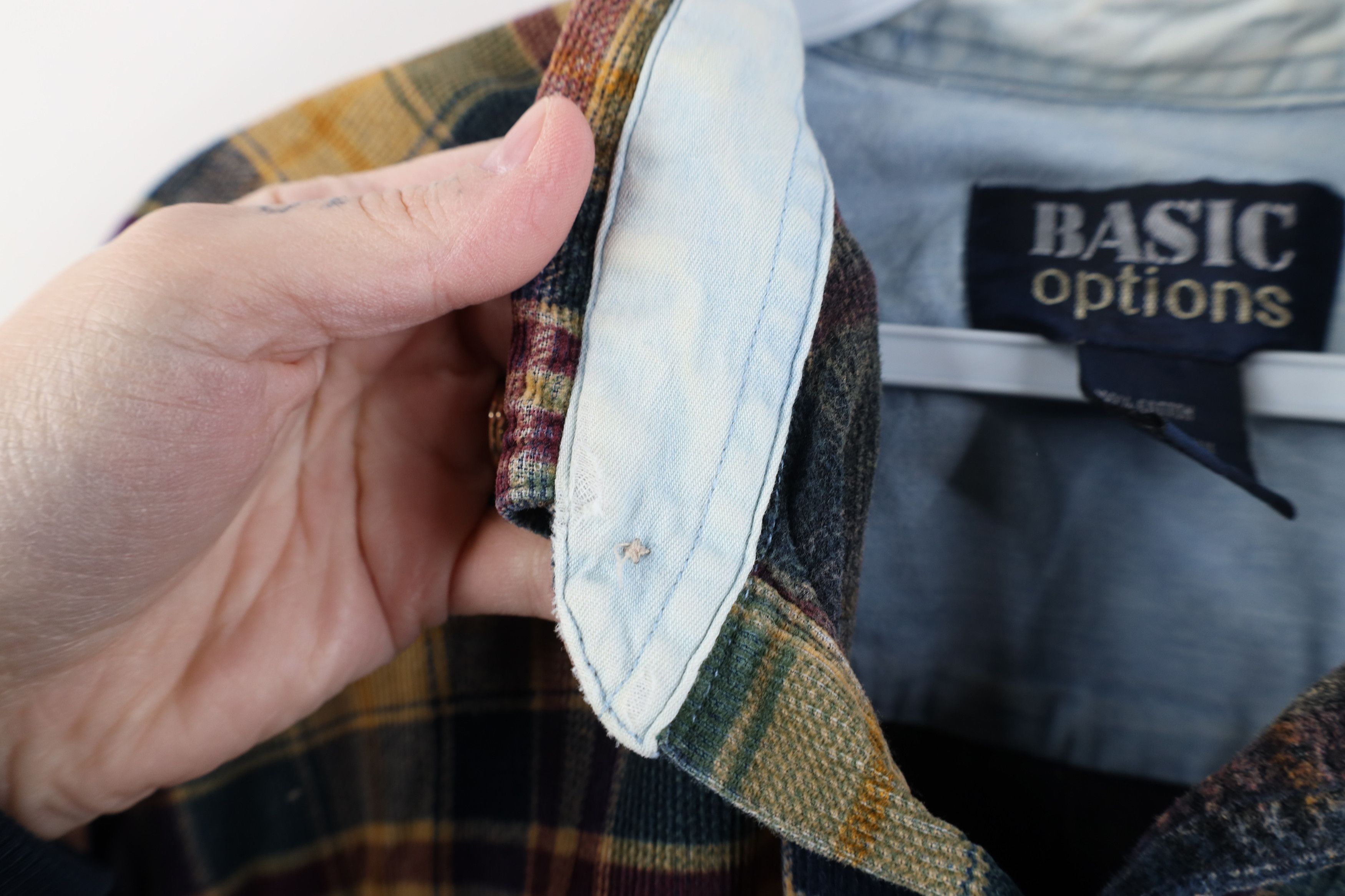 Vintage Vintage 90s Streetwear Rainbow Corduroy Button Down Shirt Size US L / EU 52-54 / 3 - 8 Thumbnail