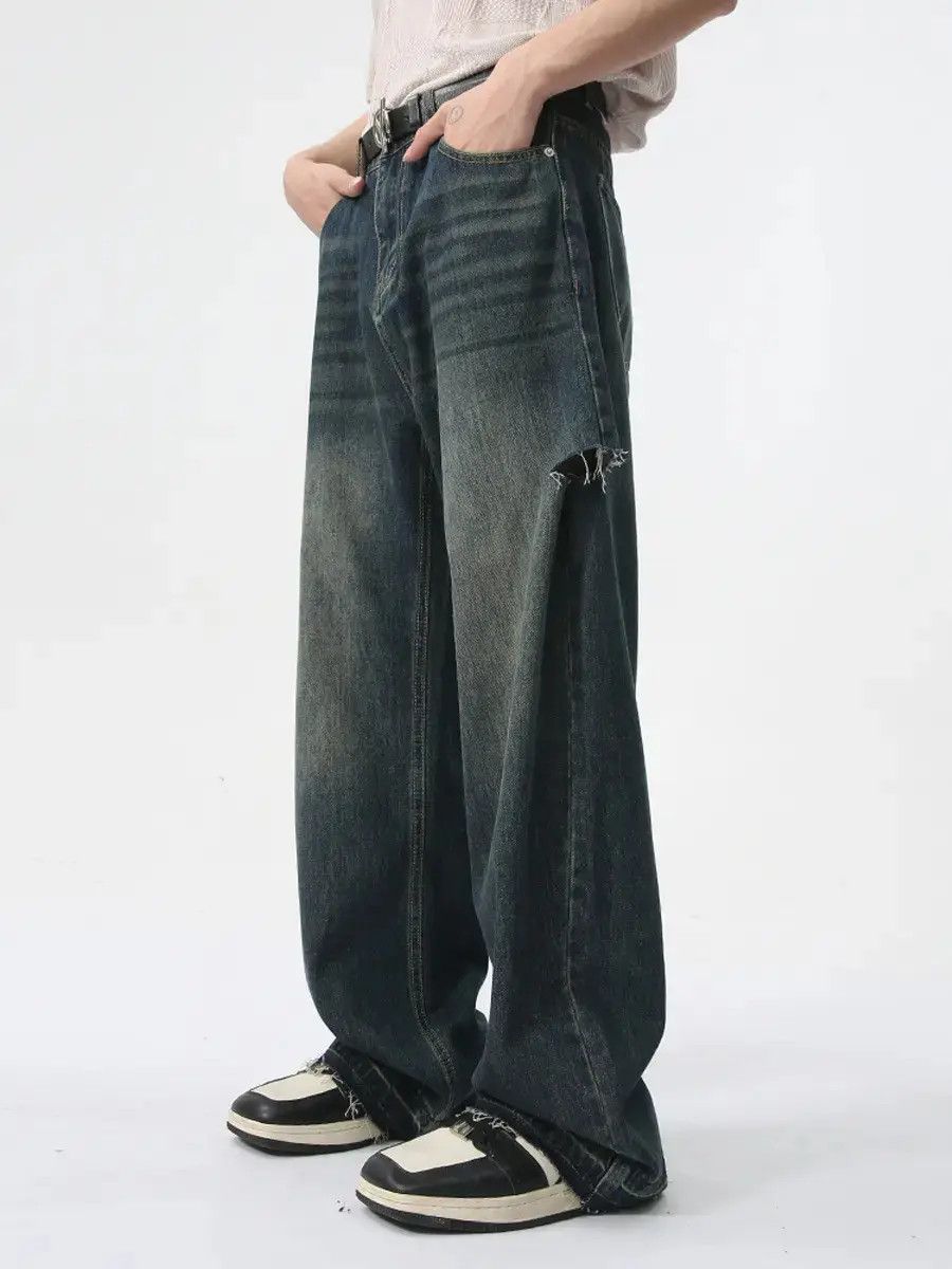 Japanese Brand Retro loose straight leg ripped jeans Size US 32 / EU 48 - 1 Thumbnail