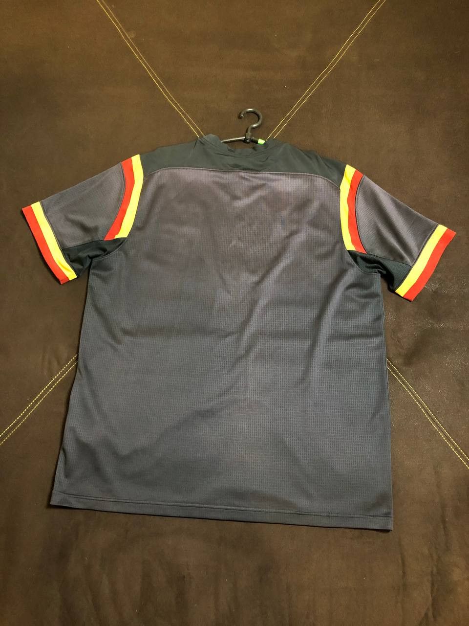 Under Armour Jersey Under Armour Admiral Fitted Top Supporters Shirt Mens Size US XL / EU 56 / 4 - 11 Thumbnail