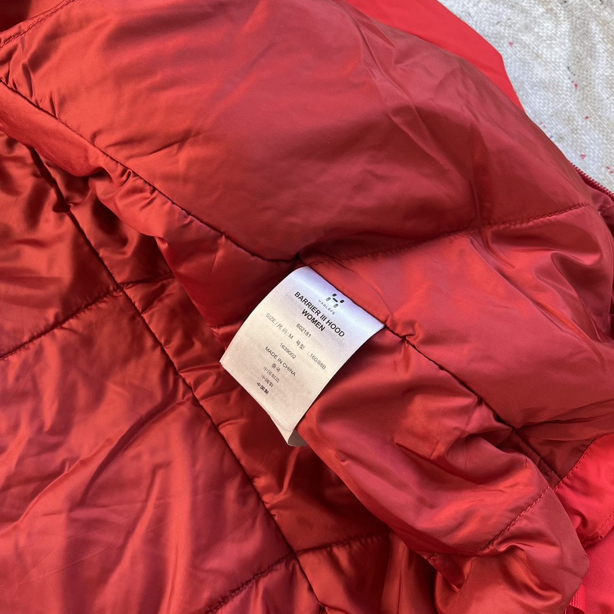 Haglofs Haglöfs Barrier lll Hood Women Size M / US 6-8 / IT 42-44 - 6 Thumbnail