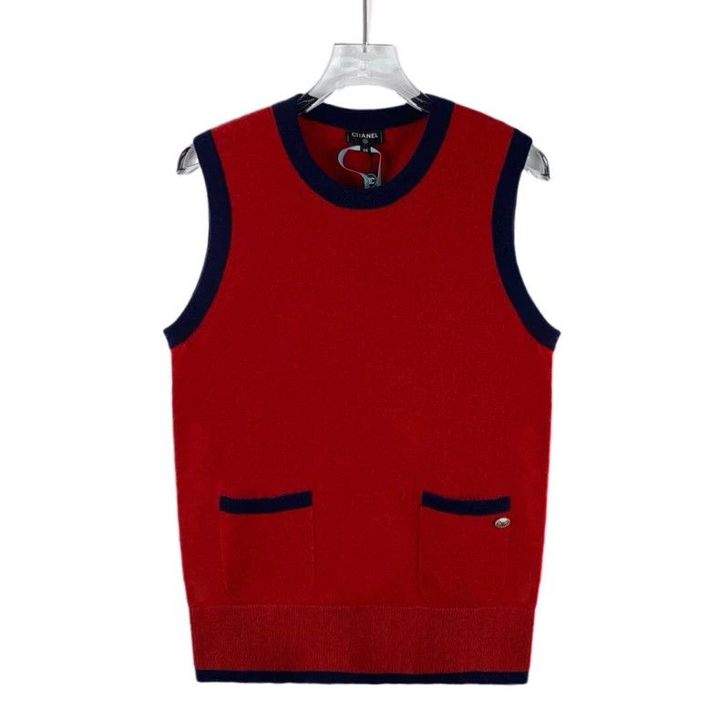 Chanel Chanel Red cashmere round-neck sleeveless knitted vest Size XS / US 0-2 / IT 36-38 - 1 Thumbnail