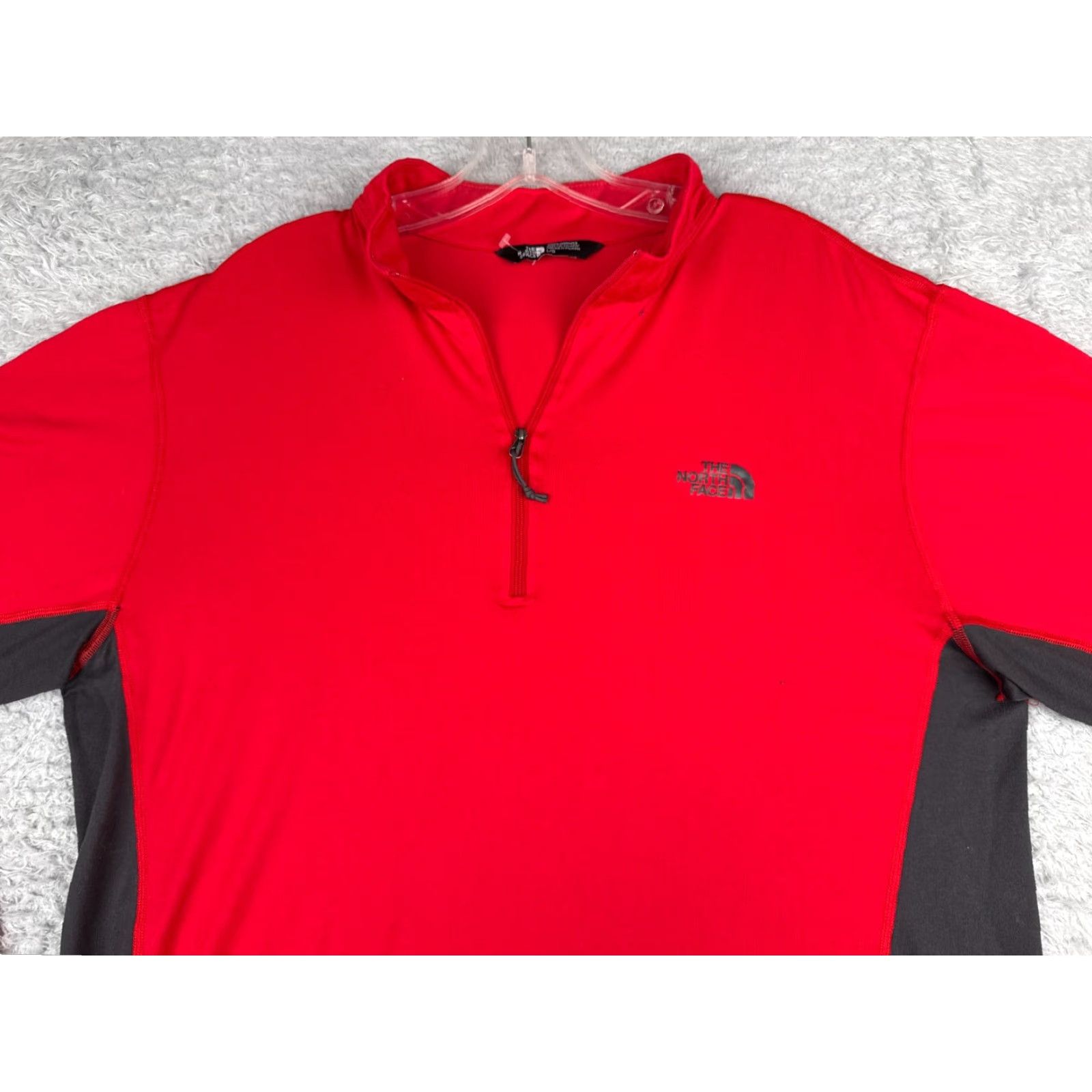 The North Face The North Face Sweater Mens Large Red 1/4 Zip Polyester Softshell Reading "Read" Size US L / EU 52-54 / 3 - 4 Thumbnail