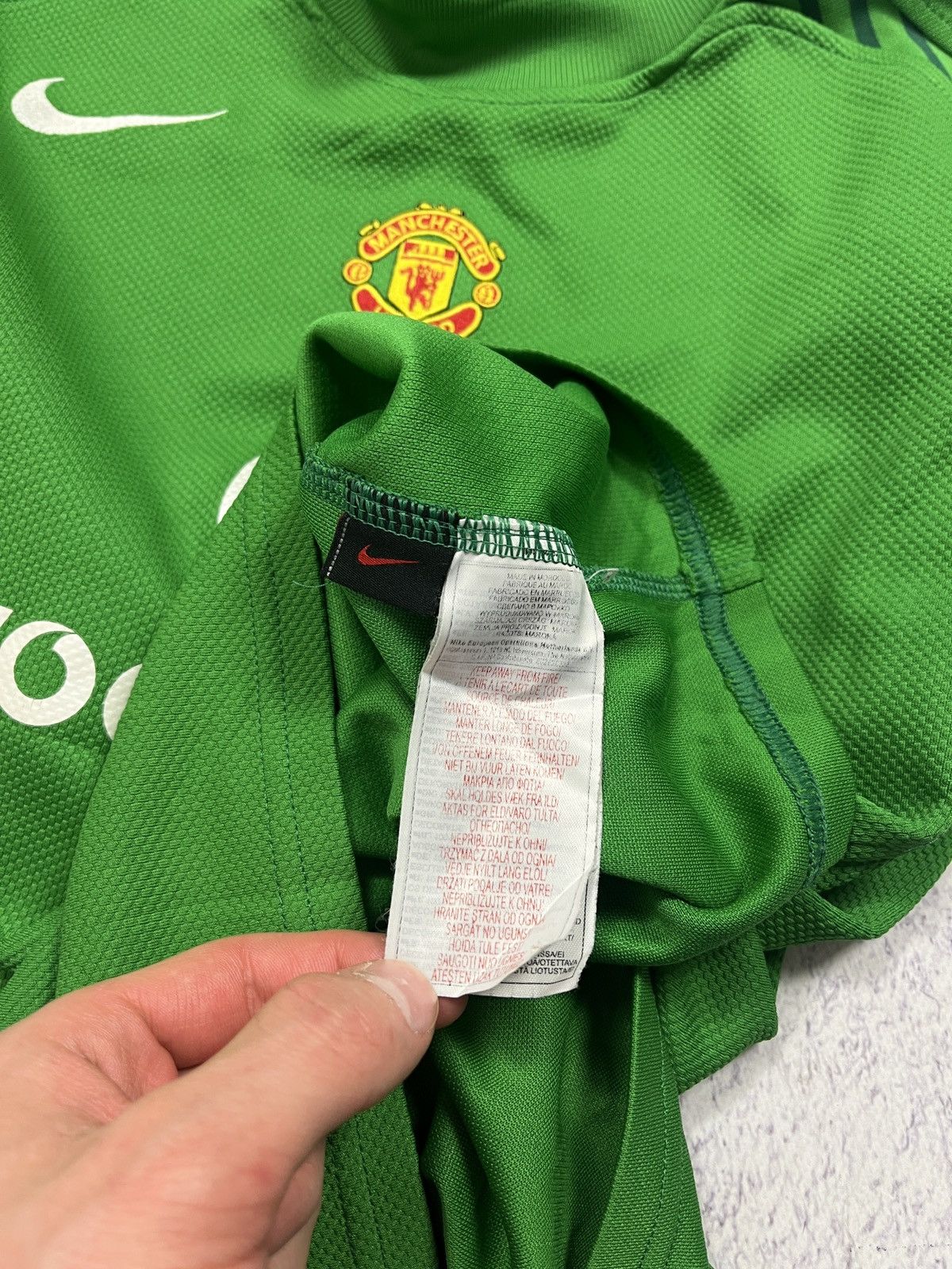 Vintage Nike Manchester United 2005 Goalkeeper Soccer Jersey Shirt Size US S / EU 44-46 / 1 - 14 Thumbnail