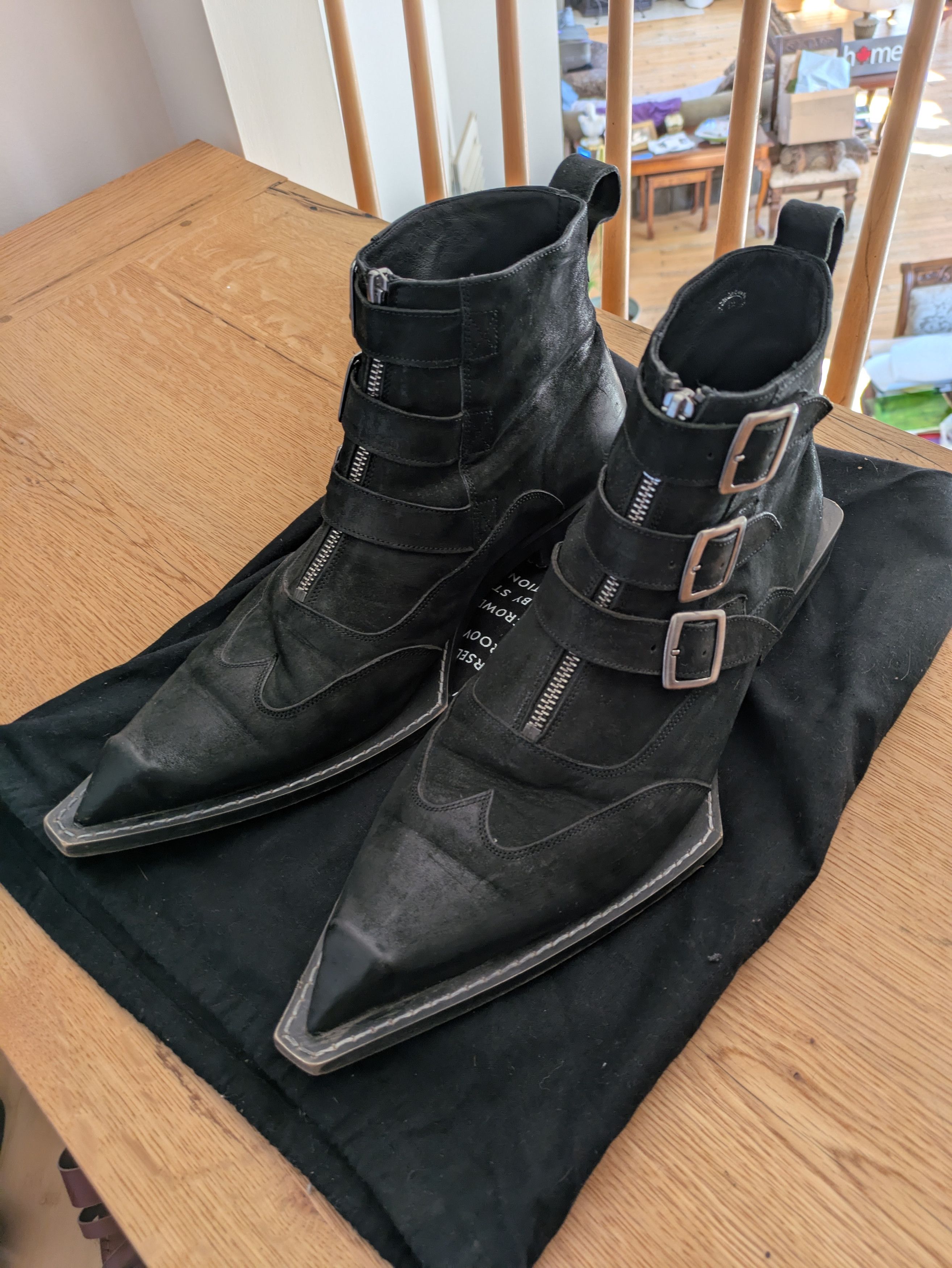 John Fluevog John Fluevog 