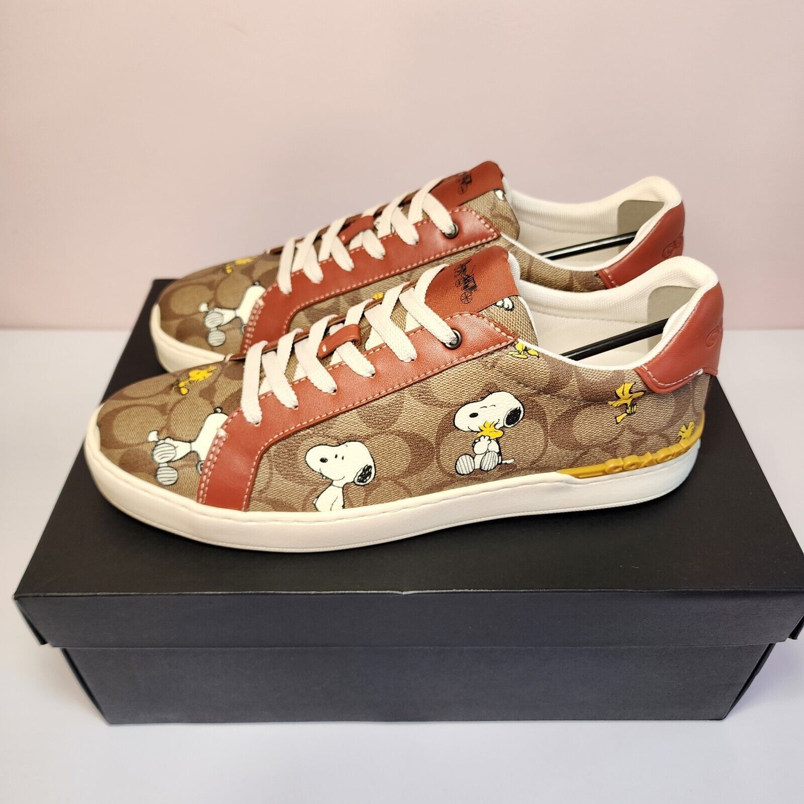 Coach CF162 COACH PEANUTS SNEAKERS SNOOPY WOODSTOCK MEN'S 11.5 D Size US 11.5 / EU 44-45 - 2 Thumbnail