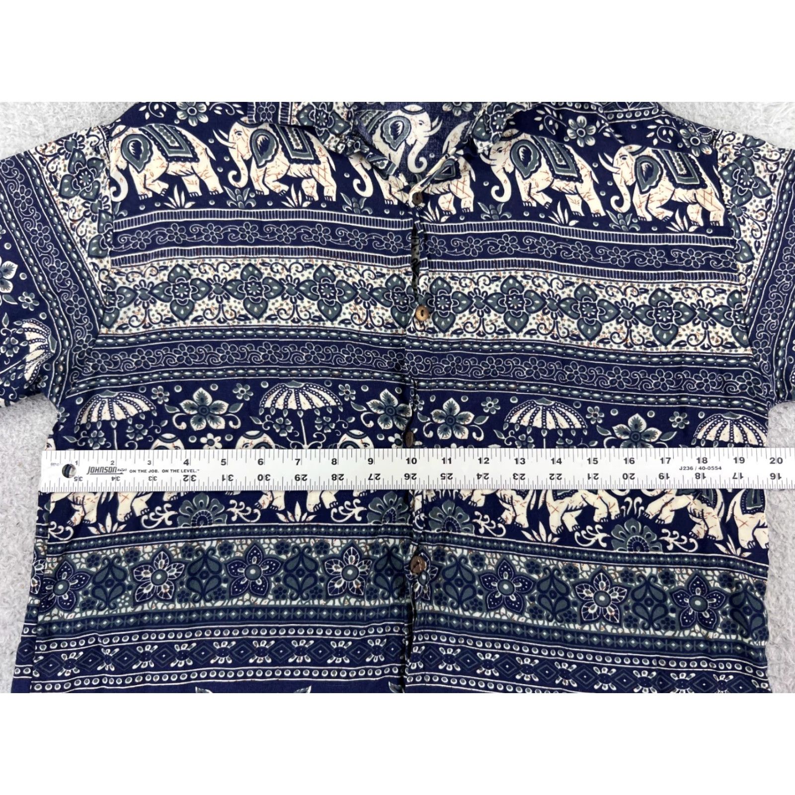 Vintage VINTAGE Unbranded Hawaiian Shirt Mens Medium Blue Floral Print Elepahnts Button Up Cotton Pocket Size US L / EU 52-54 / 3 - 7 Thumbnail