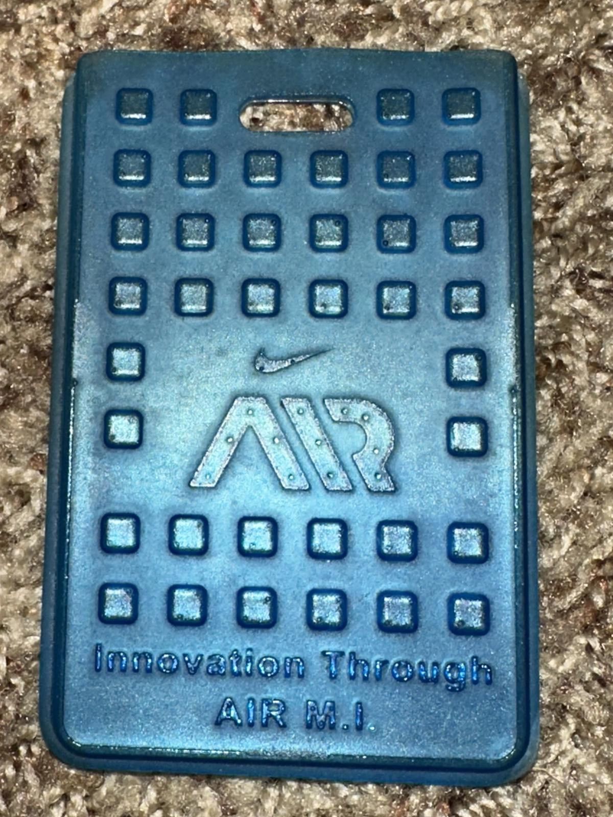 Nike Nike Employee Air RARE Card Badge Tag Size ONE SIZE - 1 Thumbnail