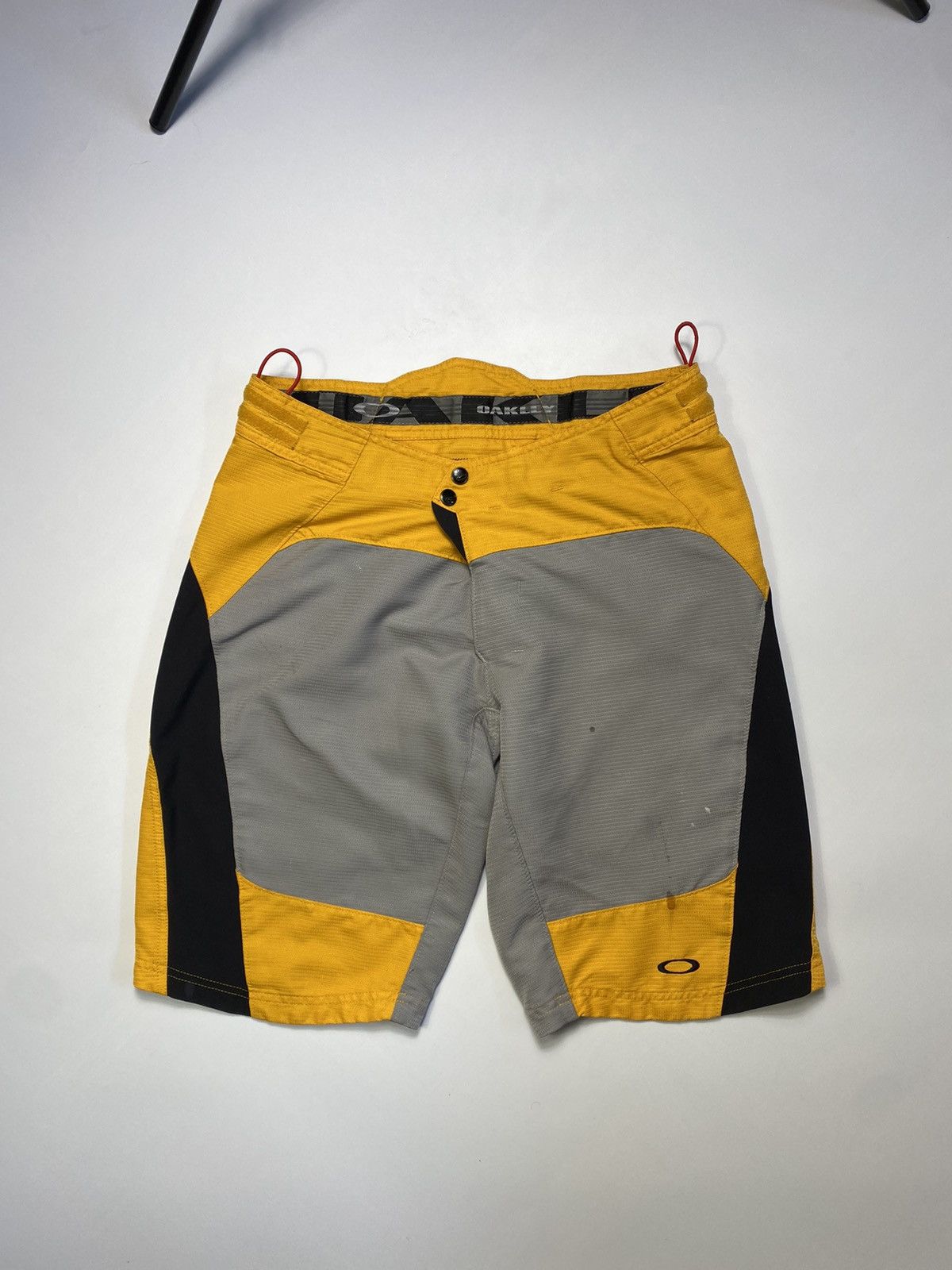 Oakley Vintage 00's Oakley Baggy Shorts Y2k Hype Size US 32 / EU 48 - 1 Thumbnail