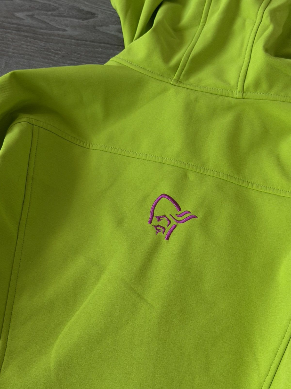 Norrona Norrona Trollveggen Flex3 Birch Tree Green Woman’s Jacket Size L / US 10 / IT 46 - 23 Thumbnail