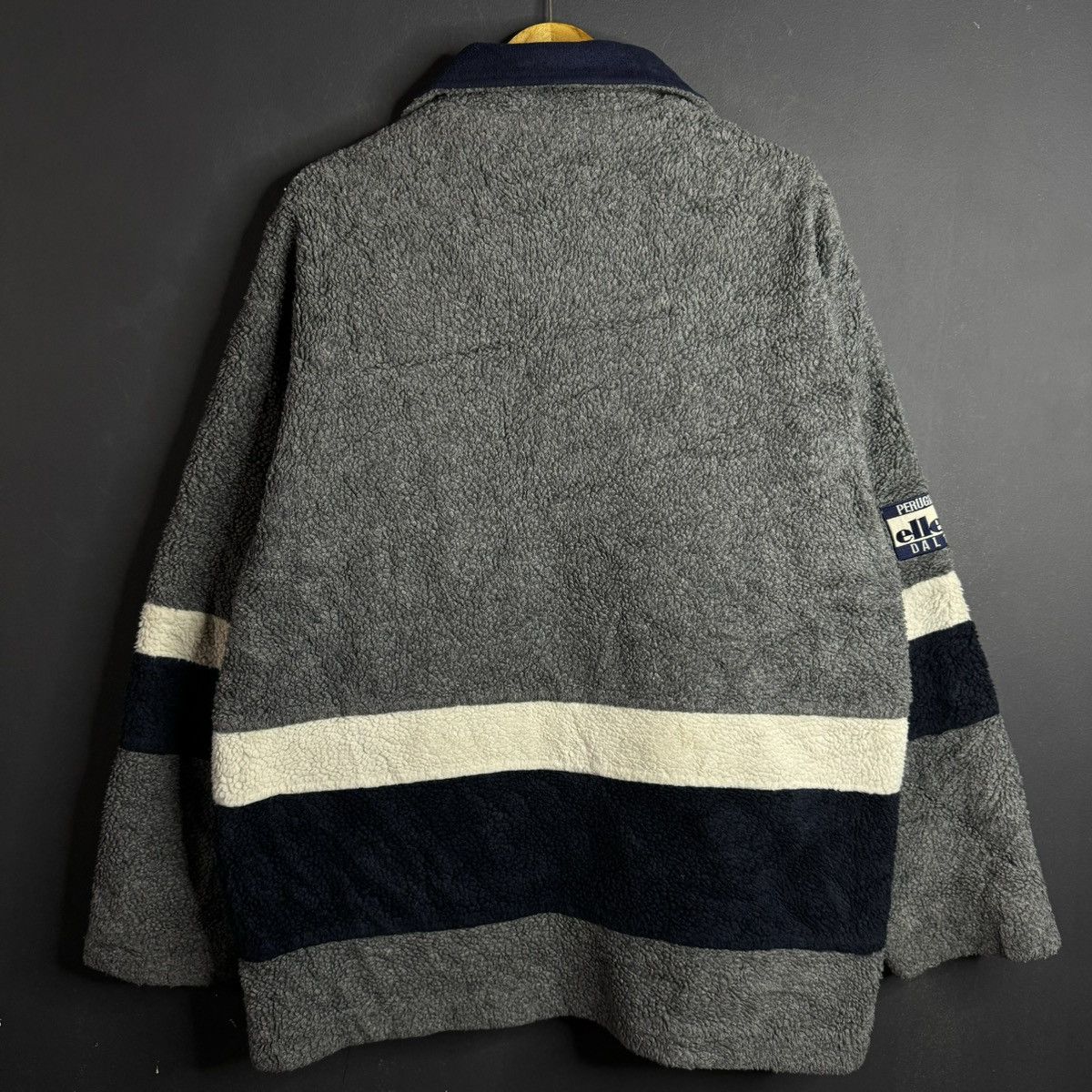 Ellesse Ellesse Embroidered Spell Out Big Logo Sherpa Jacket Size US L / EU 52-54 / 3 - 3 Thumbnail