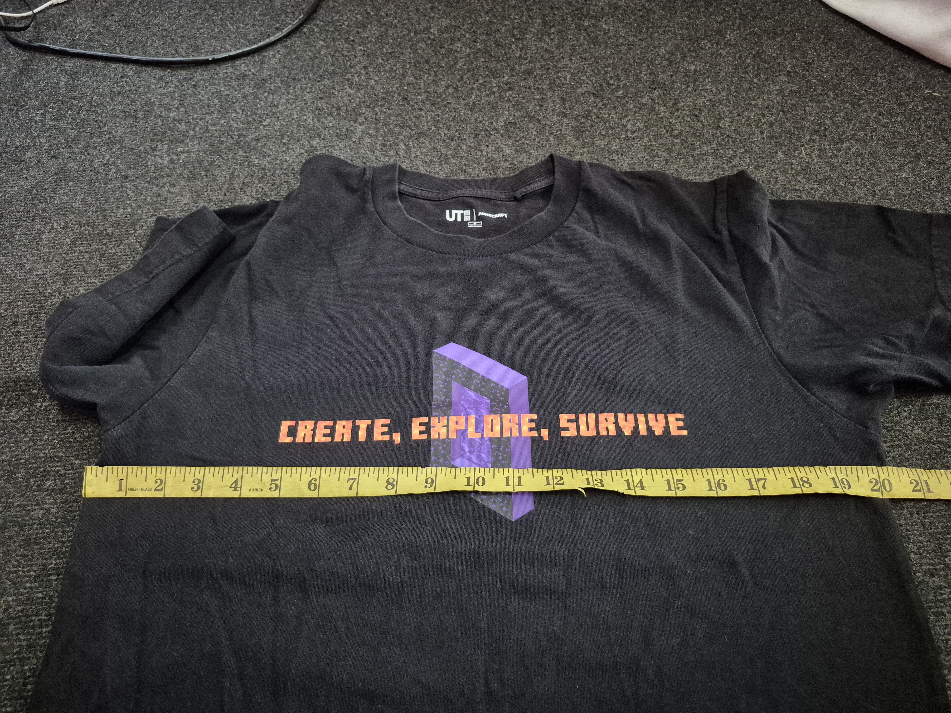 Uniqlo 🔥 Uniqlo Minecraft Games Promo Tee Size US M / EU 48-50 / 2 - 8 Thumbnail