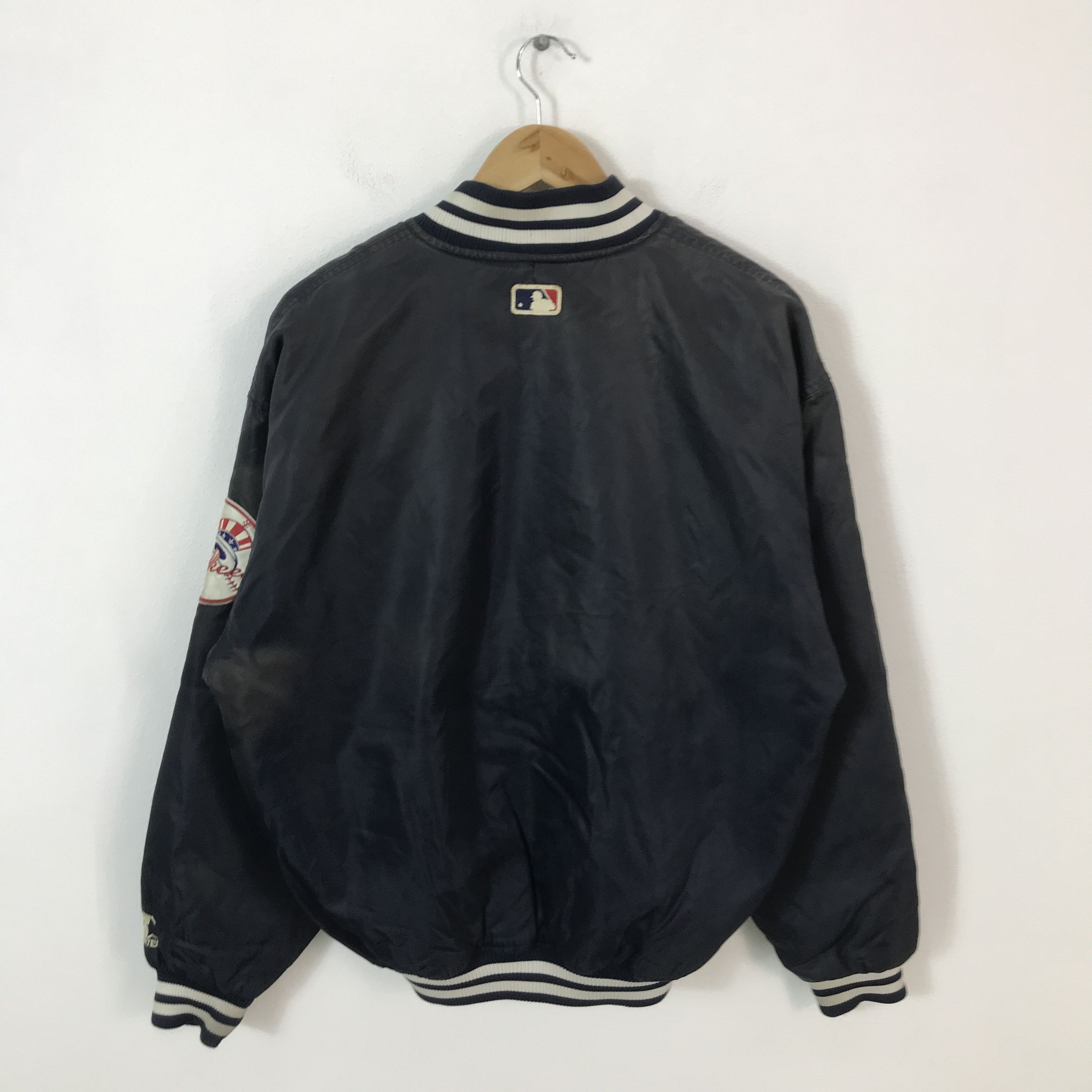 New York Yankees New York Yankees Distressed logo Sun faded jacket Size US M / EU 48-50 / 2 - 2 Thumbnail