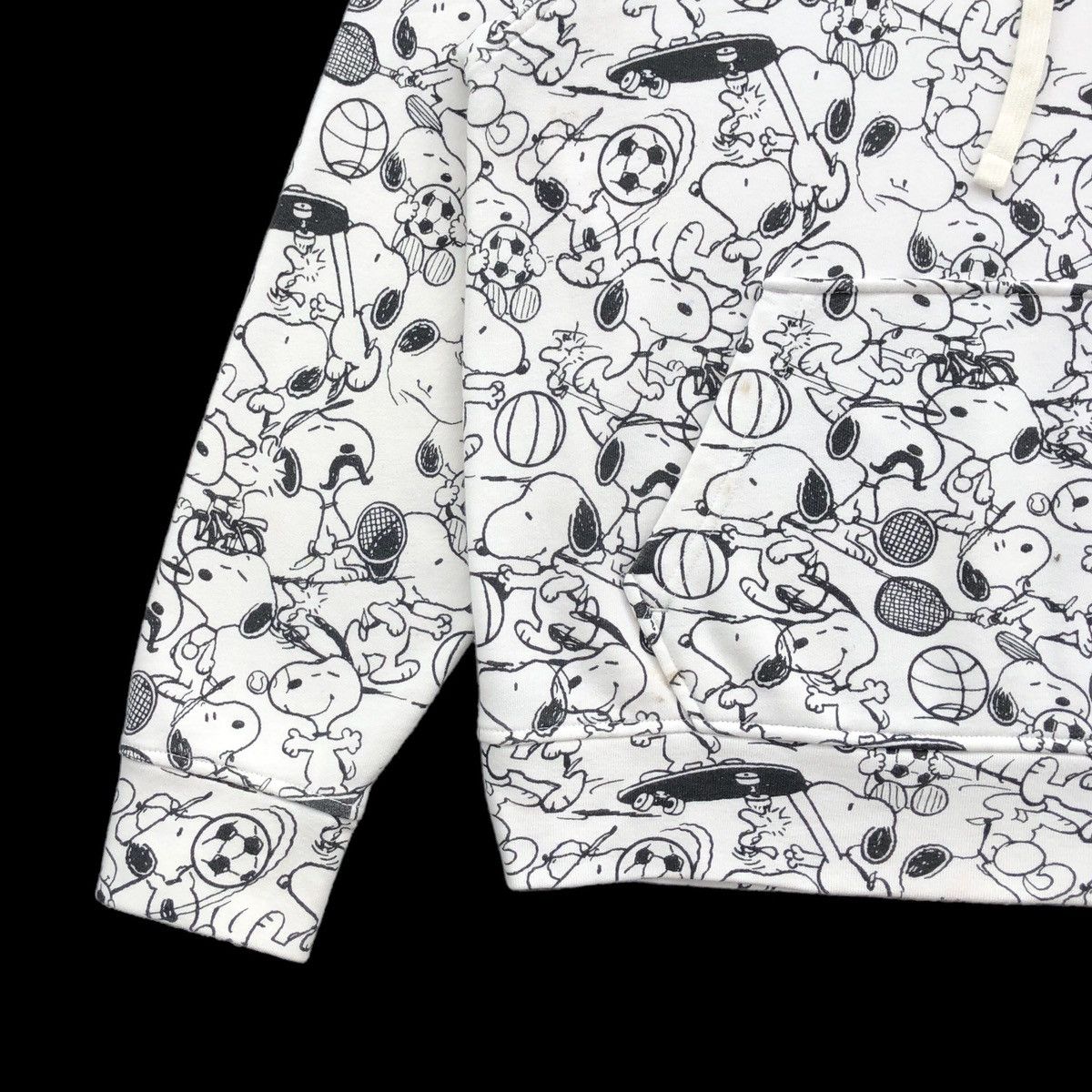 Levi's Levi's X Peanuts Relaxed Hoodie Snoopy All Over Print Size US M / EU 48-50 / 2 - 8 Thumbnail