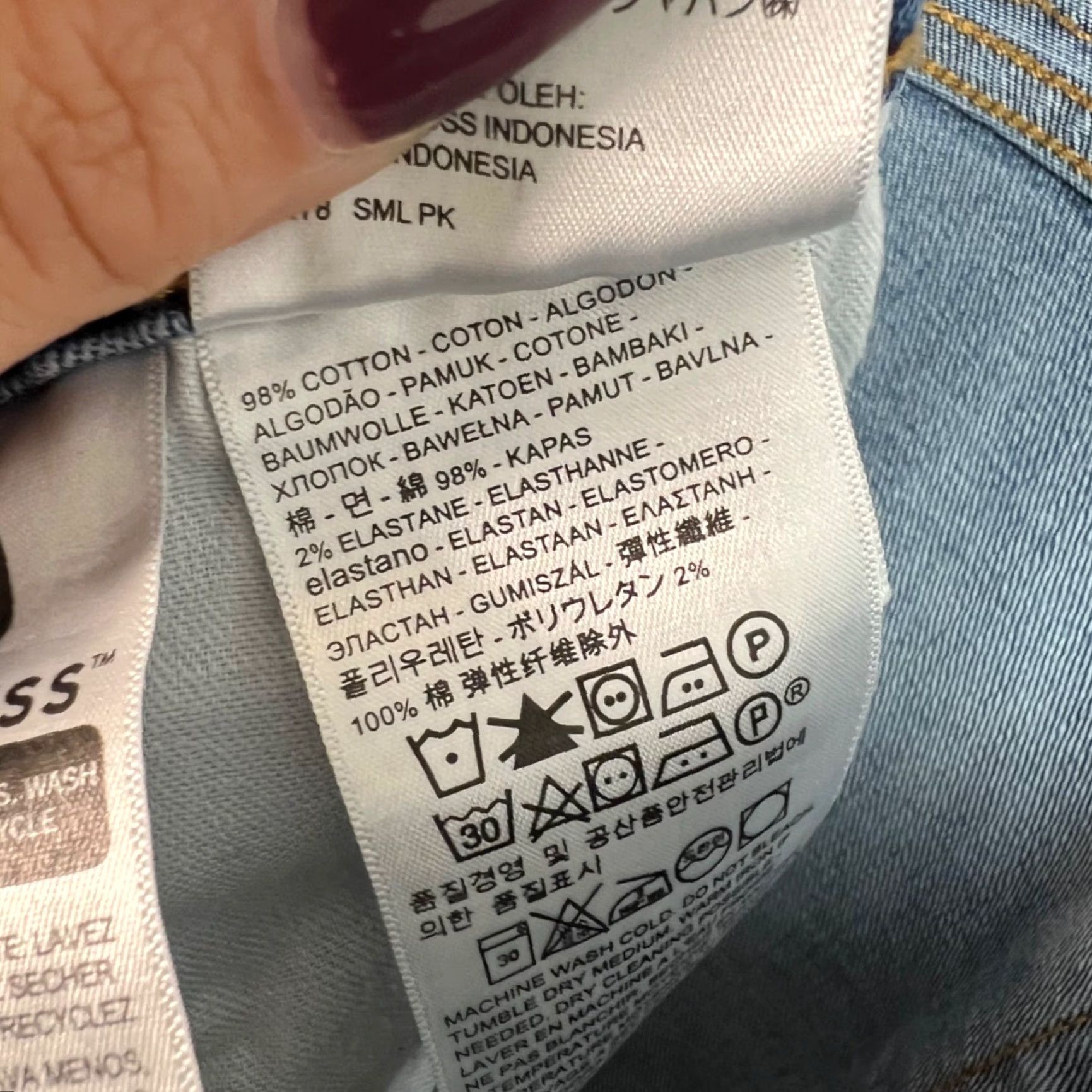Levi's Levi's 500 Series Jeans Mens 36 X 30 Cotton Denim 5-Pocket Design Tapered Blue, Regular Rise, Zip Closure, Machine Washable, Vintage: No Size US 36 / EU 52 - 4 Thumbnail