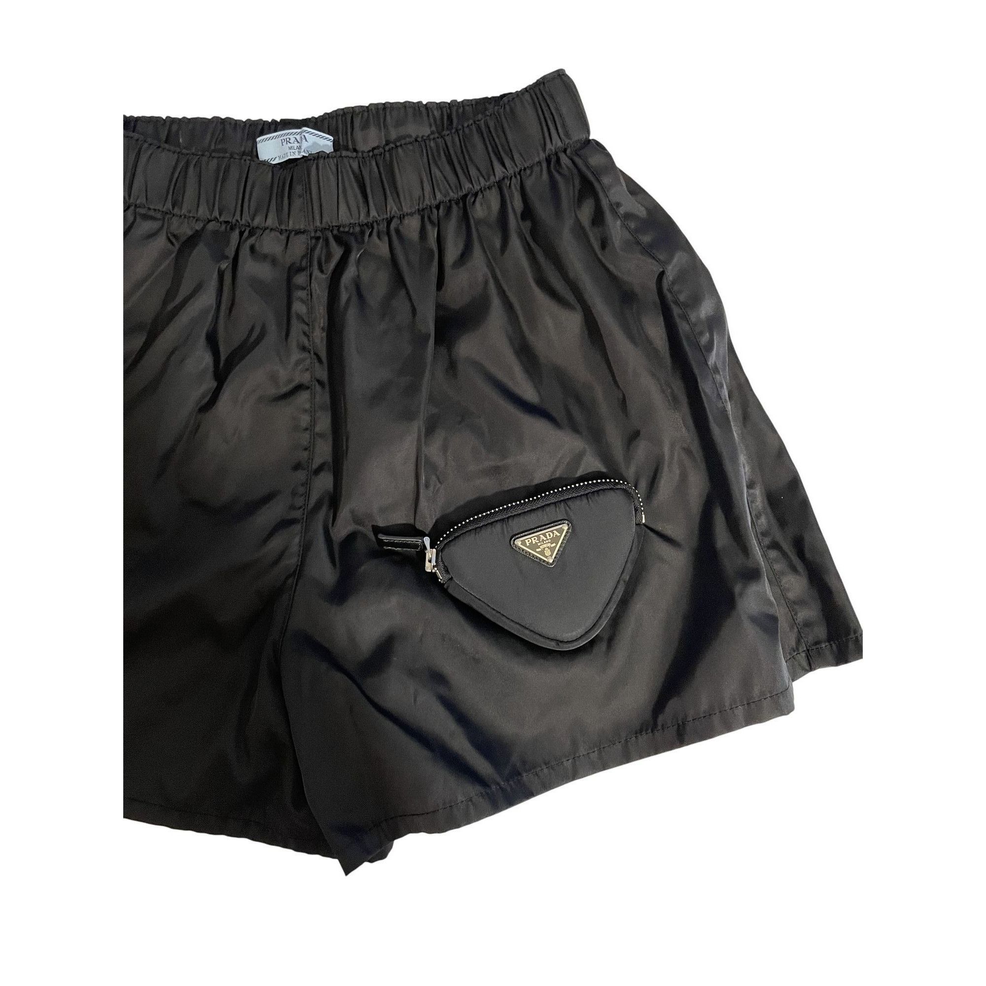Prada Prada Black Nylon Drawstring Shorts W/ Detachable Pouch For Size 42" / US 20 - 3 Thumbnail
