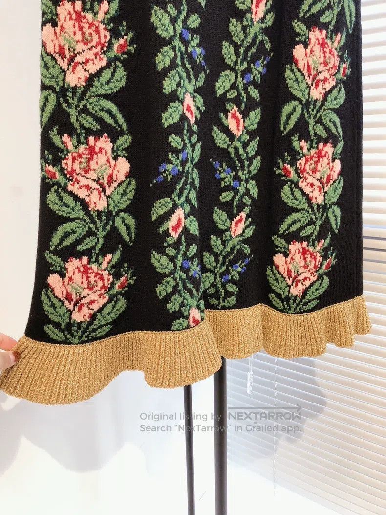 Gucci Gucci SizeS Colourful floral knitted skirt Size 24" / US 00 / IT 34 - 4 Thumbnail