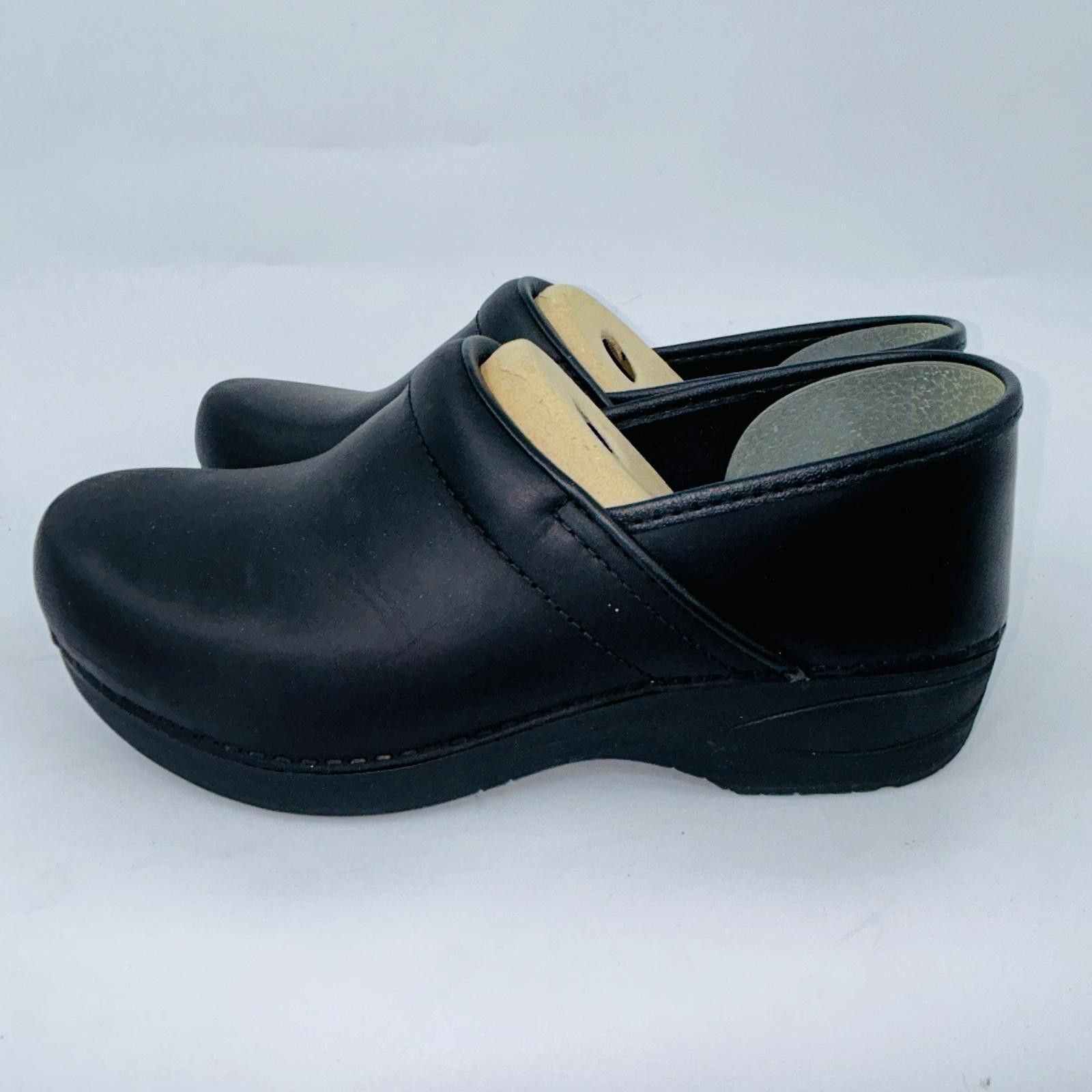 Dansko DANSKO WOMENS WIDE XP2.0 BLACK COMFORT CLOGS SIZE 8.5/9B Size US 8.5 / IT 38.5 - 4 Thumbnail