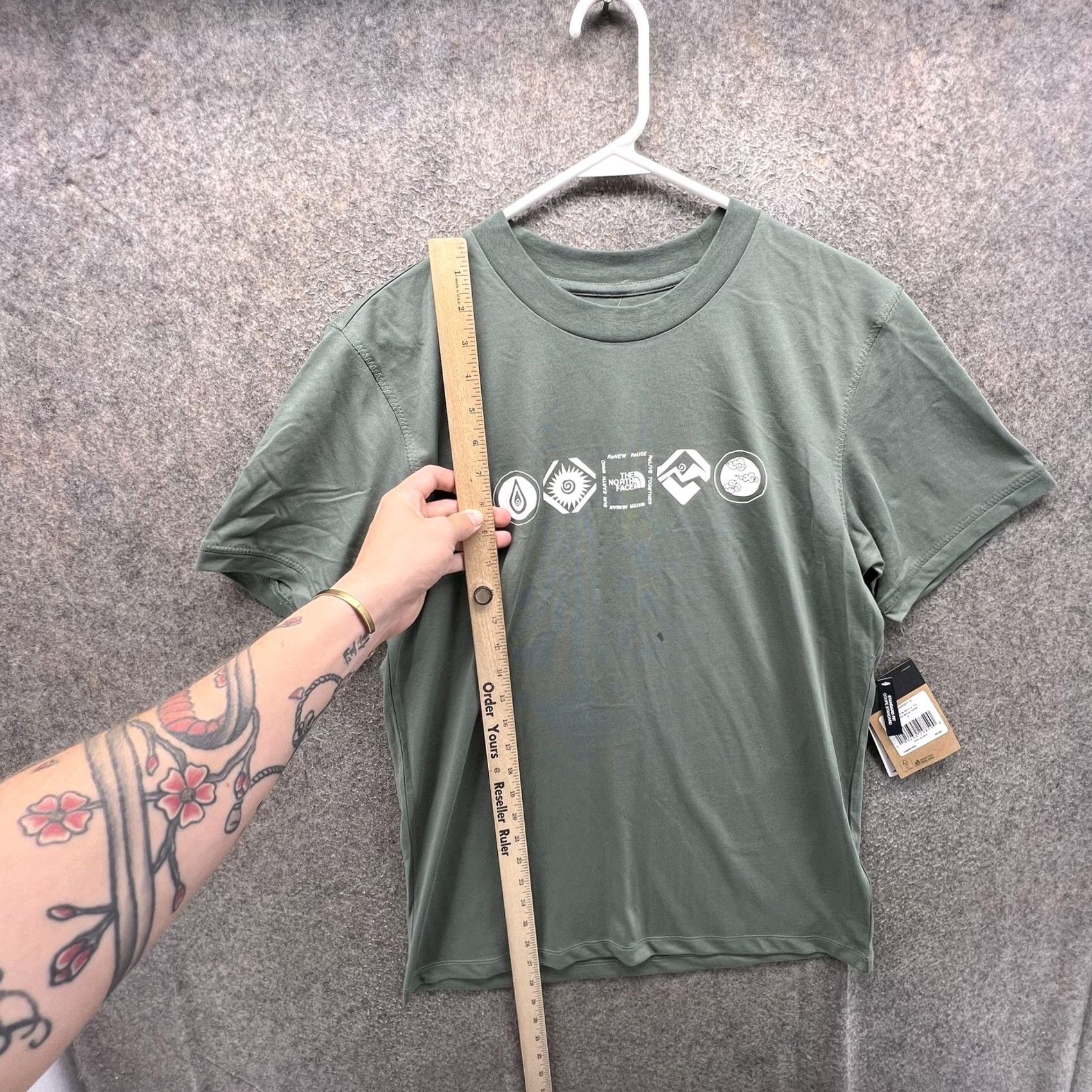 The North Face The North Face Shirt Mens Small Green Him Bottle Graphic Tee Tagless Outdoor Size US S / EU 44-46 / 1 - 3 Thumbnail