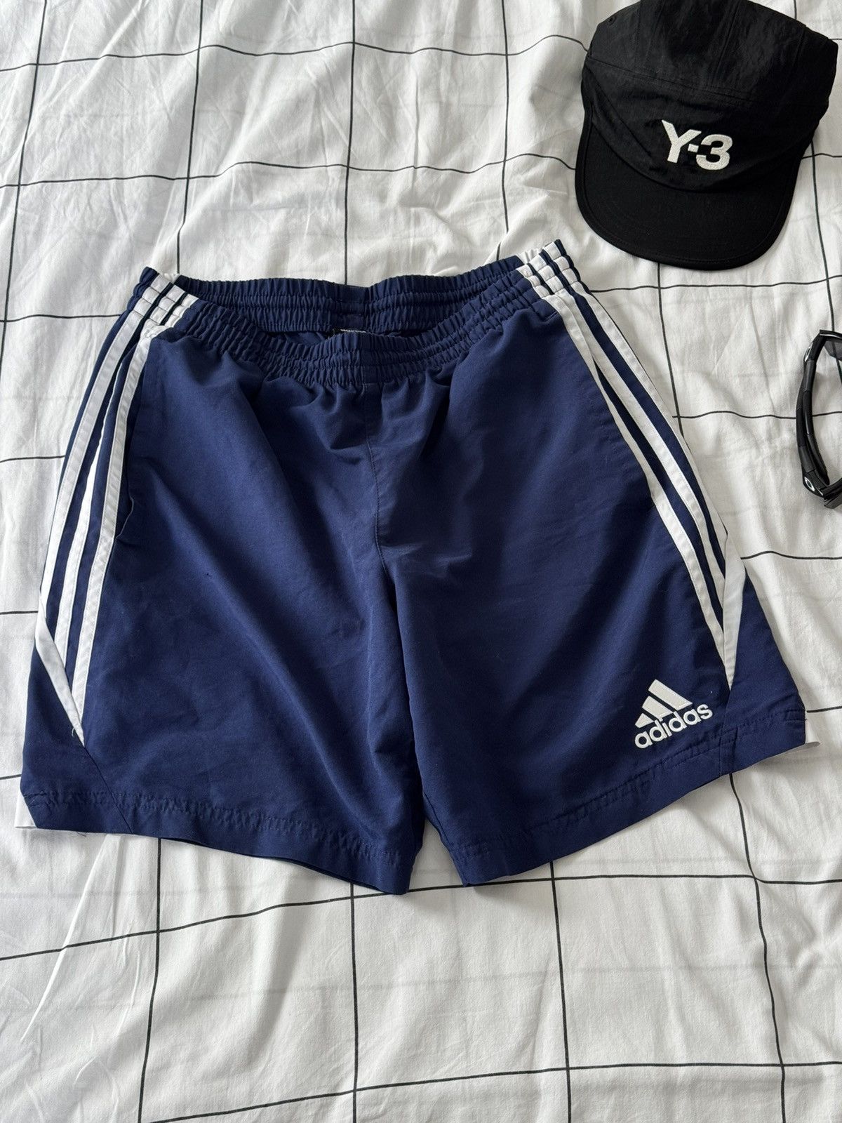 Adidas Adidas Baggy Shorts Balenciaga Style Size US 32 / EU 48 - 1 Thumbnail