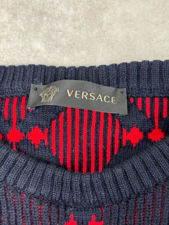 Versace AW2017 Versace Red Losange Navy Wool Sweater Size US S / EU 44-46 / 1 - 8 Thumbnail