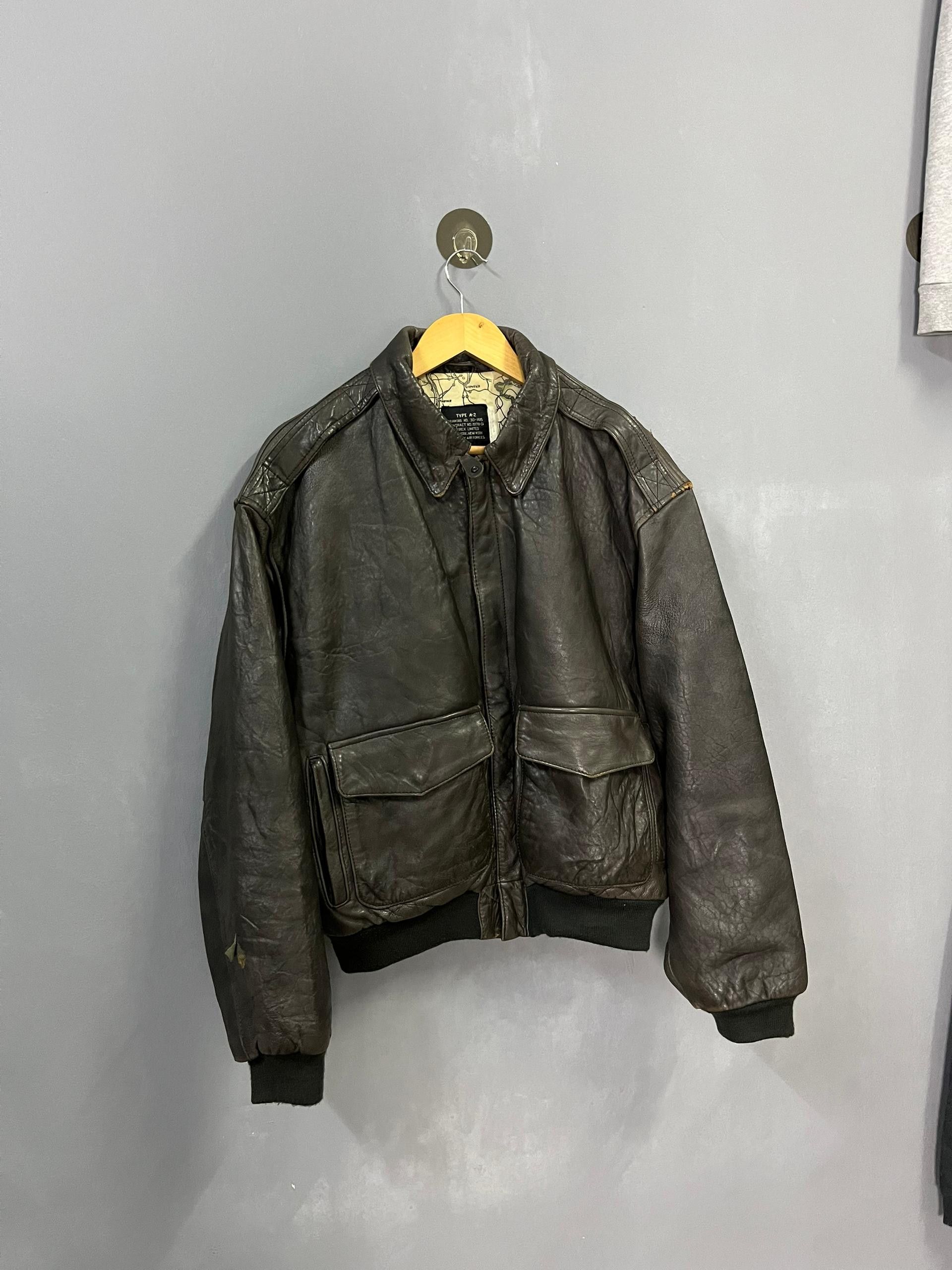 Avirex vintage A-2 AVIREX ビンテージ A-2 羊革 フライトジャケット