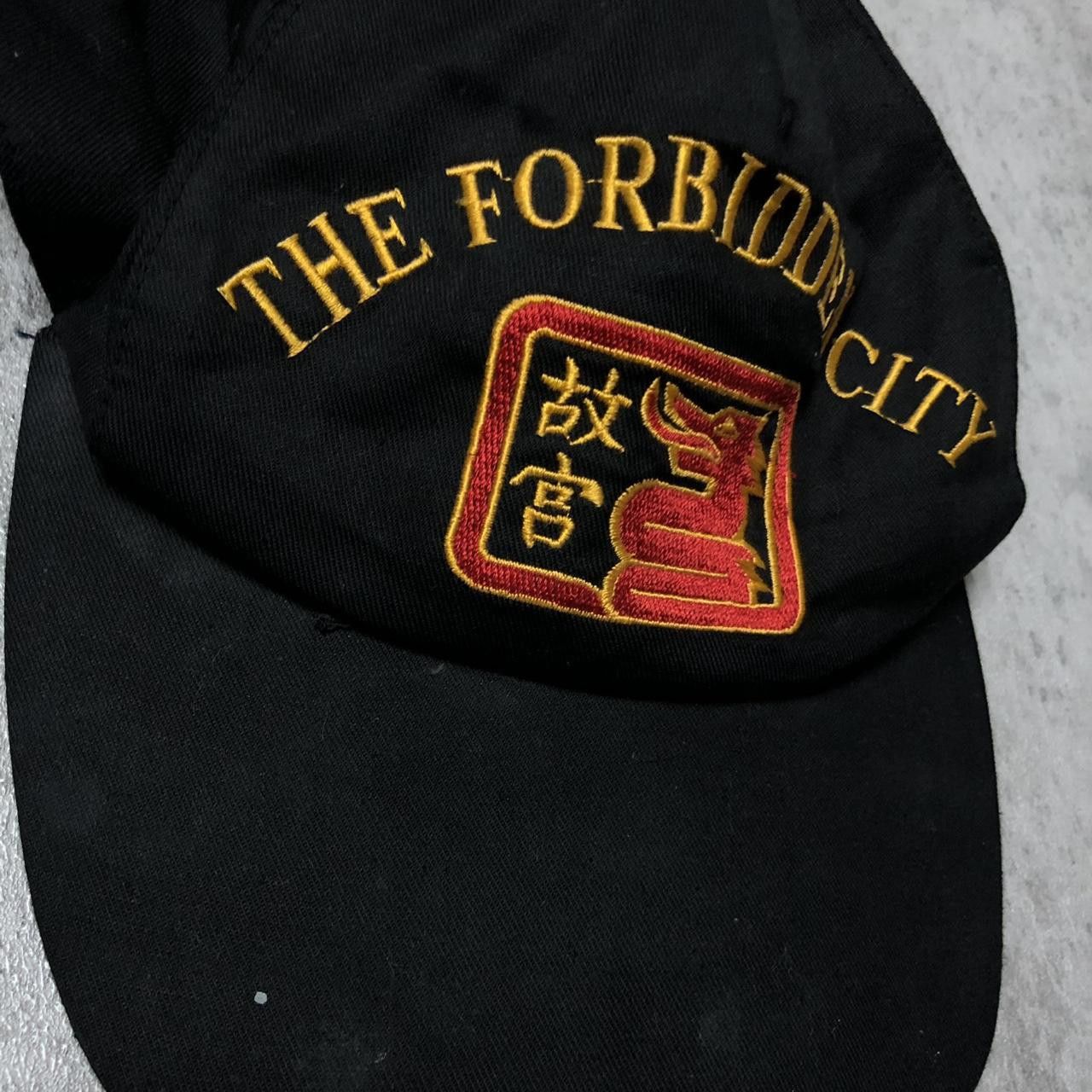 Other Black and red snapback hat with a bold design #skater Size ONE SIZE - 3 Thumbnail