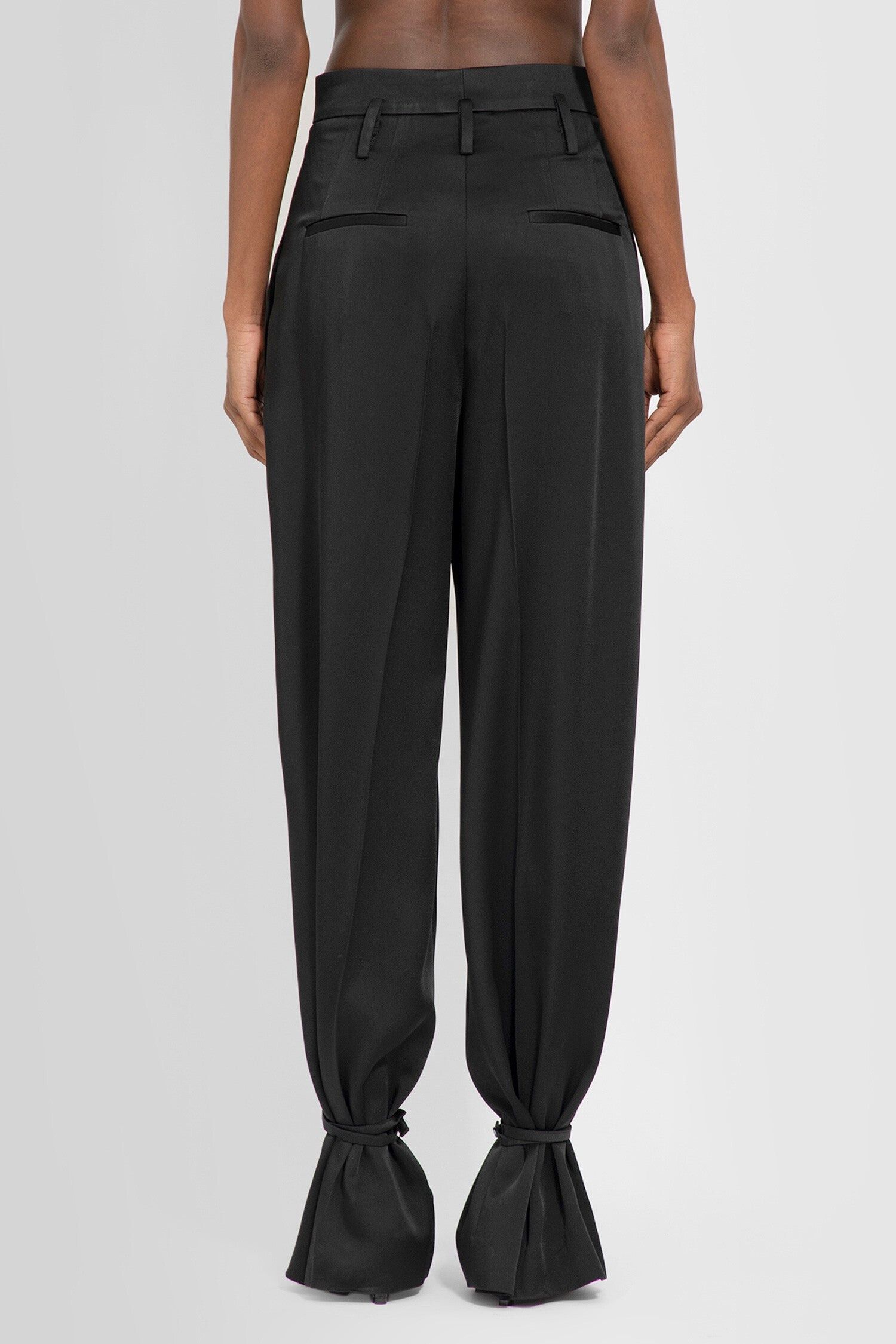Jil Sander o1w1db10825 Trouser in Black Size 25" / US 0 / IT 36 - 4 Thumbnail