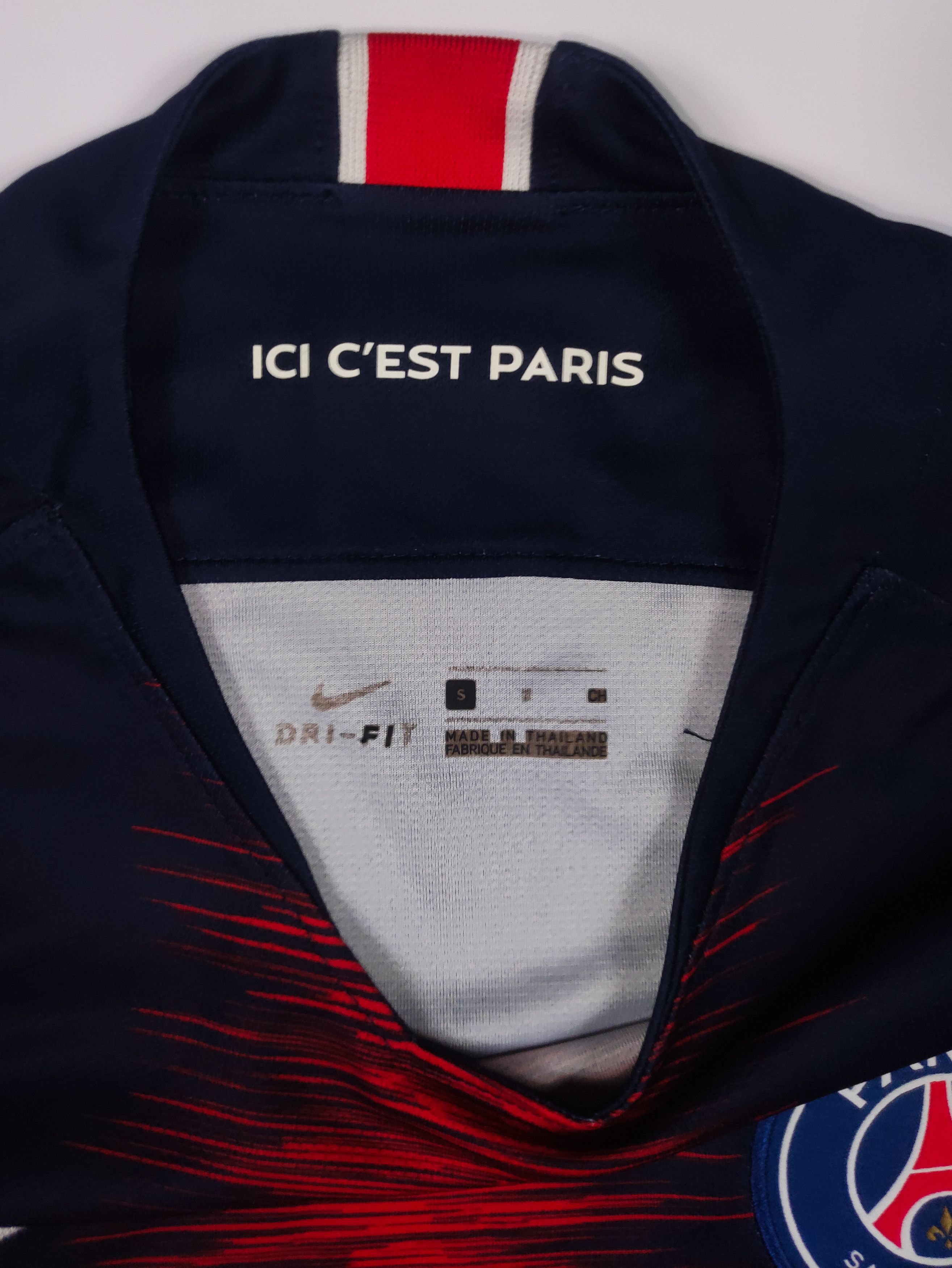 Nike Paris Saint-Germain 2018 2019 Nike Home Shirt PSG Size US S / EU 44-46 / 1 - 3 Thumbnail