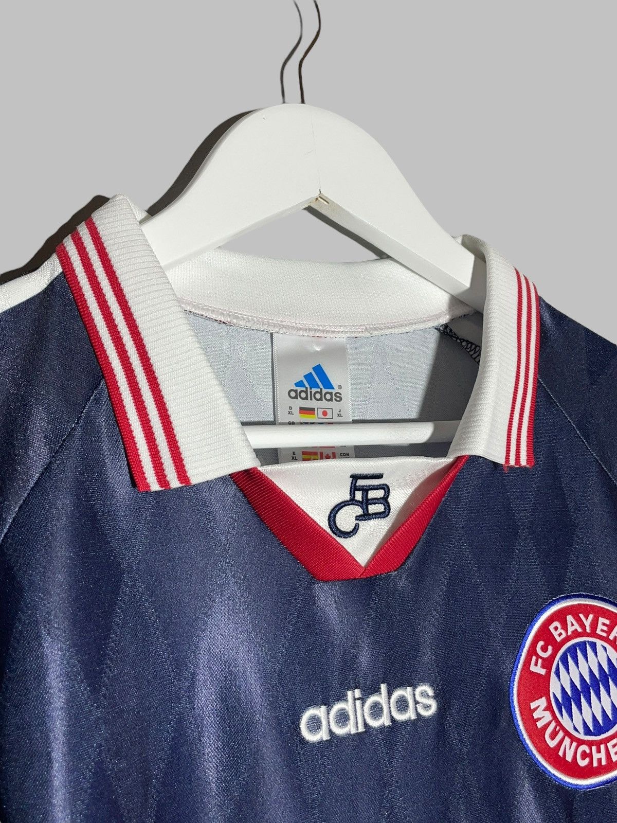 Adidas × Vintage Bayern Munchen Adidas 1997/99 Home VIN Football Shirt Size US XL / EU 56 / 4 - 6 Thumbnail