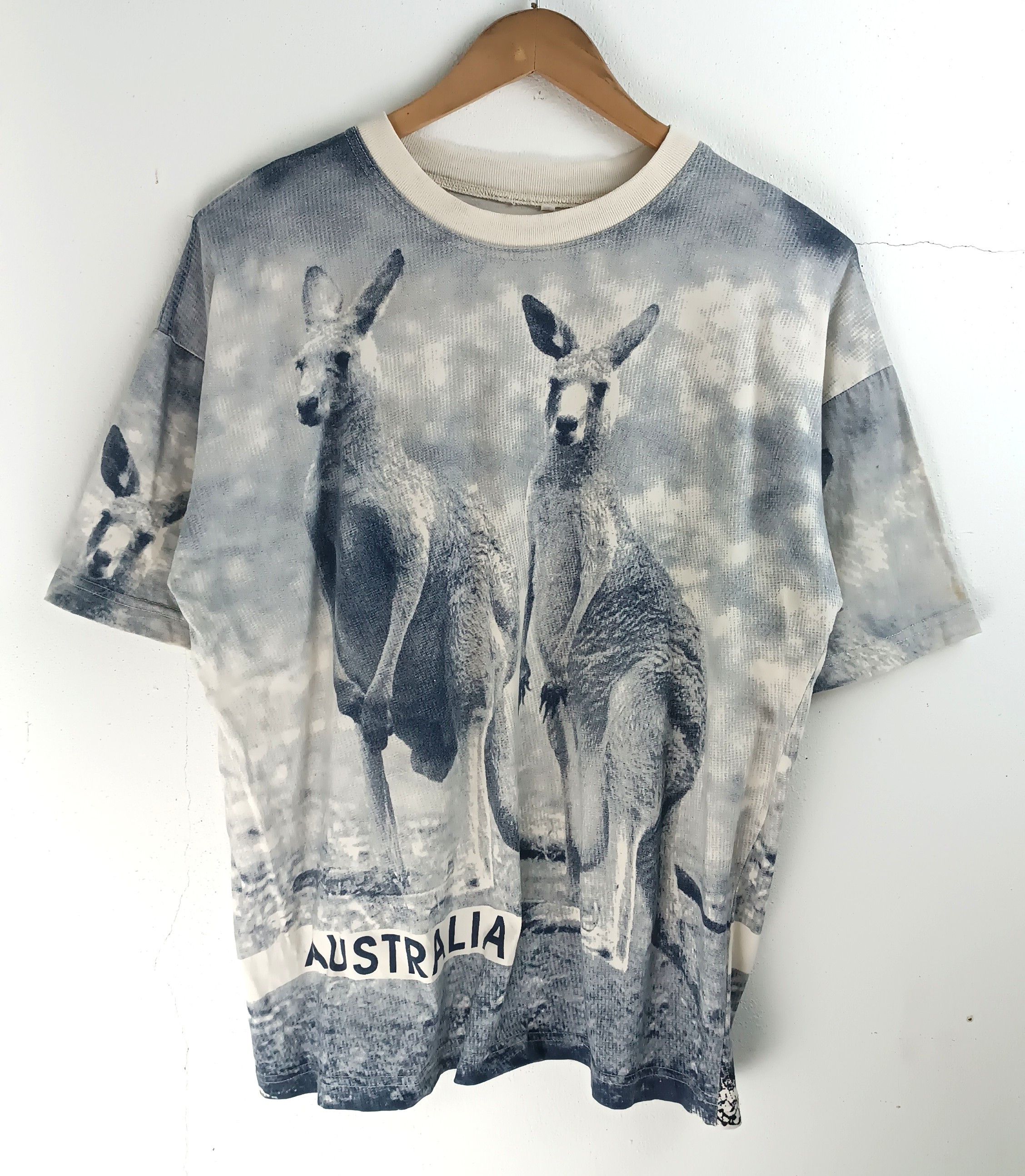 Vintage VINTAGE 90'S AUTRALIA KANGAROO AOP OVERPRINT VERY RARE TEE Size US XL / EU 56 / 4 - 3 Thumbnail