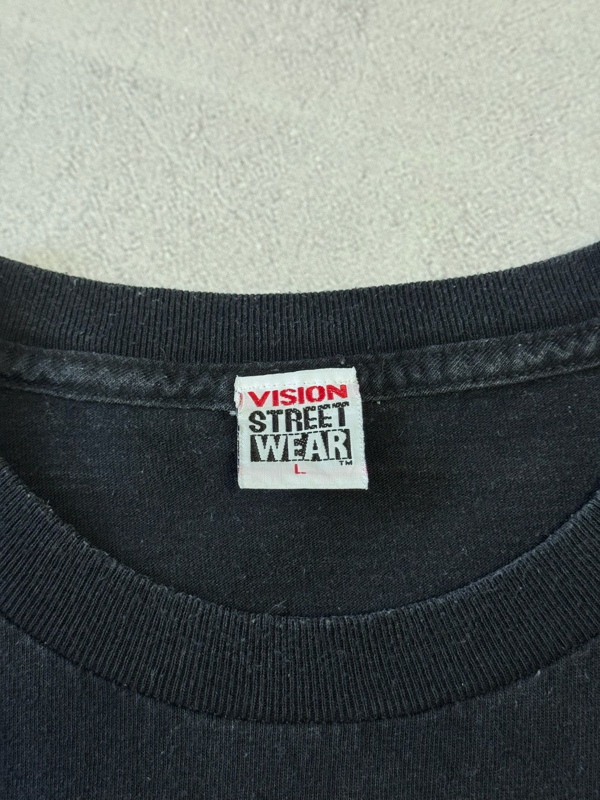 Vision Streetwear 1987 Vision Streetwear T Shirt Big Logo Very Rare Mens L Size US L / EU 52-54 / 3 - 13 Thumbnail