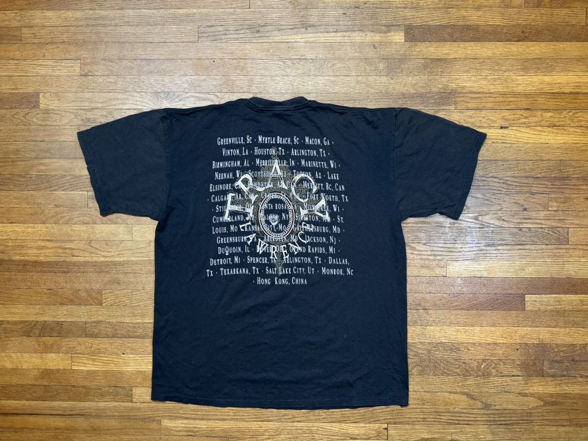 Vintage Vintage Tracy Lawrence T Shirt 1993 Size US XL / EU 56 / 4 - 2 Thumbnail