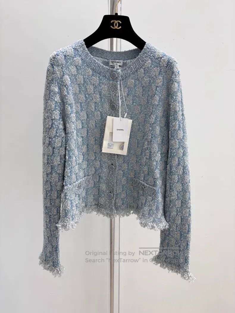 Chanel Thin glitter blue knitted cardigan coat