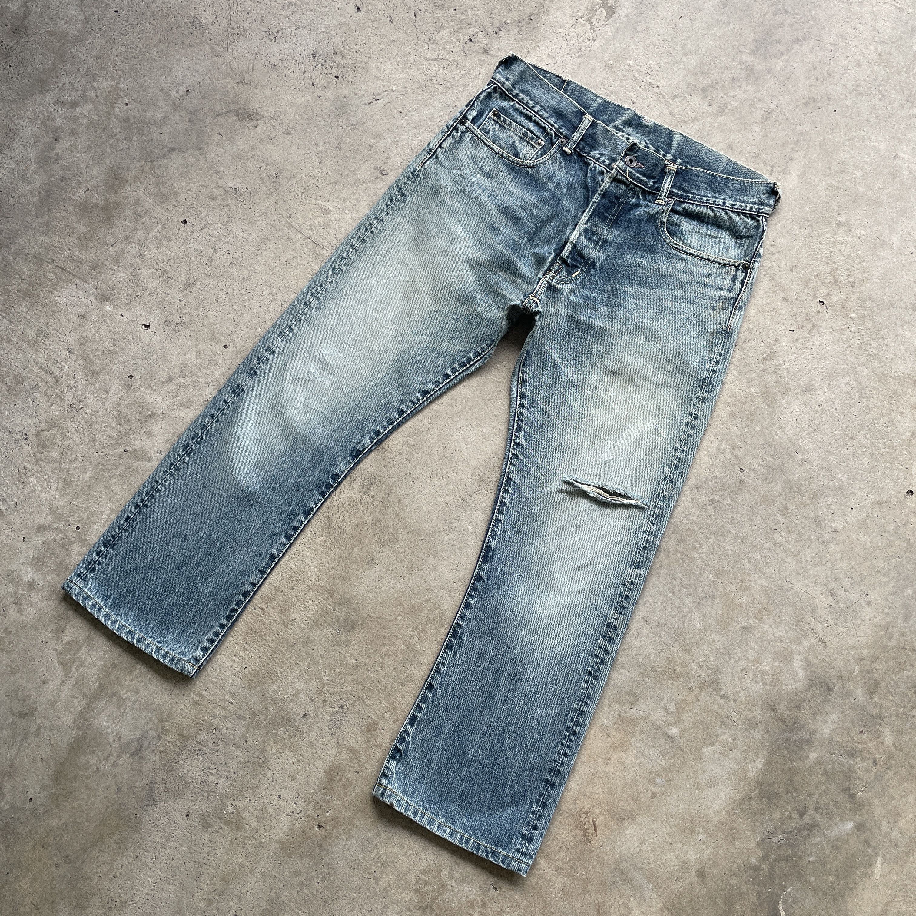 Japanese Brand × Jean Vintage Distressed Beams Japan Jeans Faded Denim Pants Size US 32 / EU 48 - 1 Thumbnail