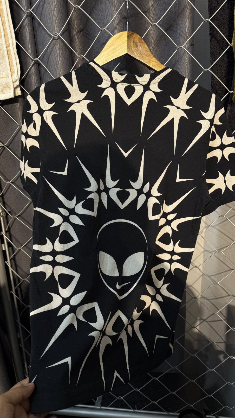 Nike NIKE ALIEN OVP T-SHIRT SMALL BLACK Size US S / EU 44-46 / 1 - 4 Thumbnail